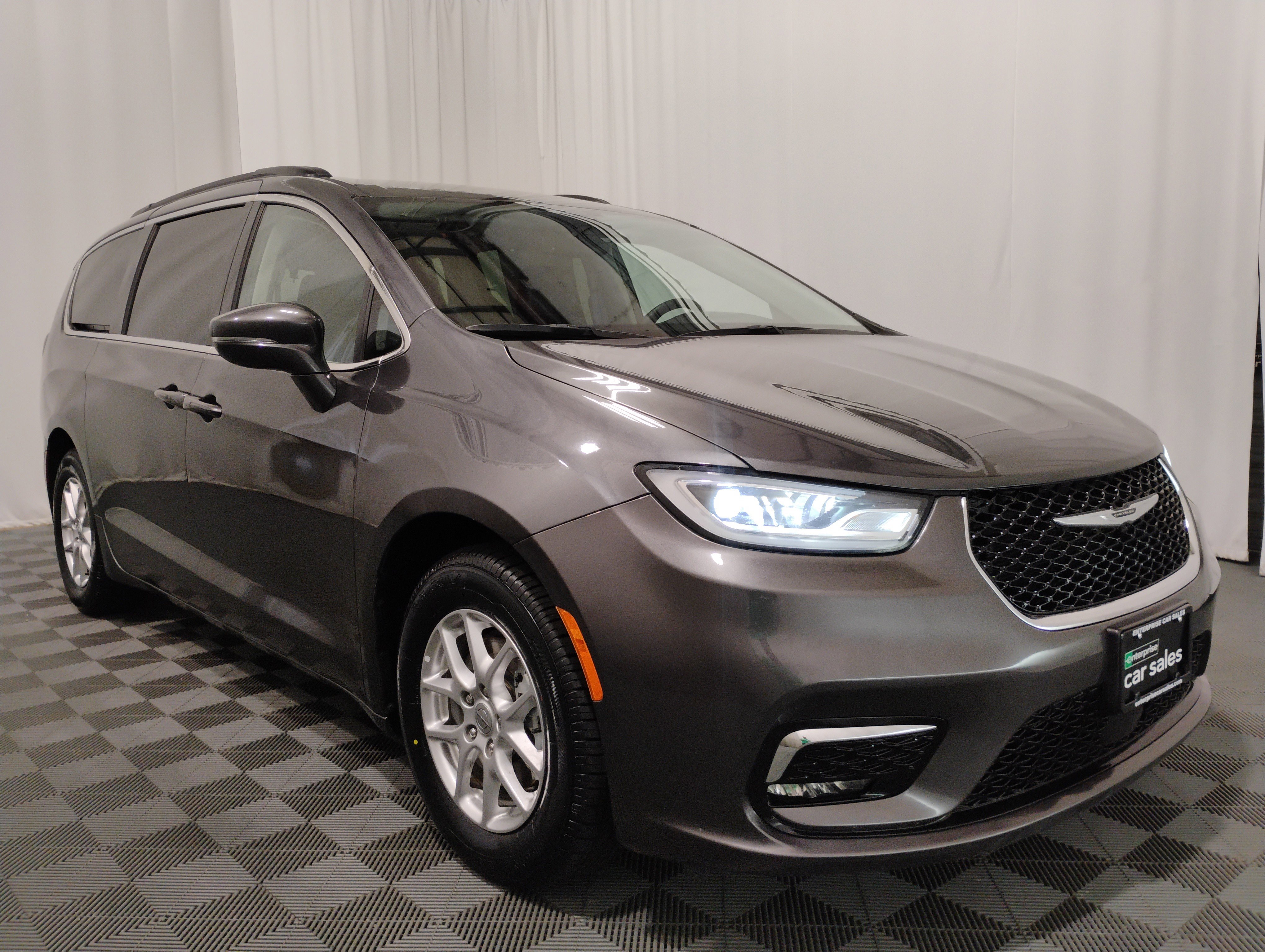 2022 Chrysler Pacifica Touring L FWD