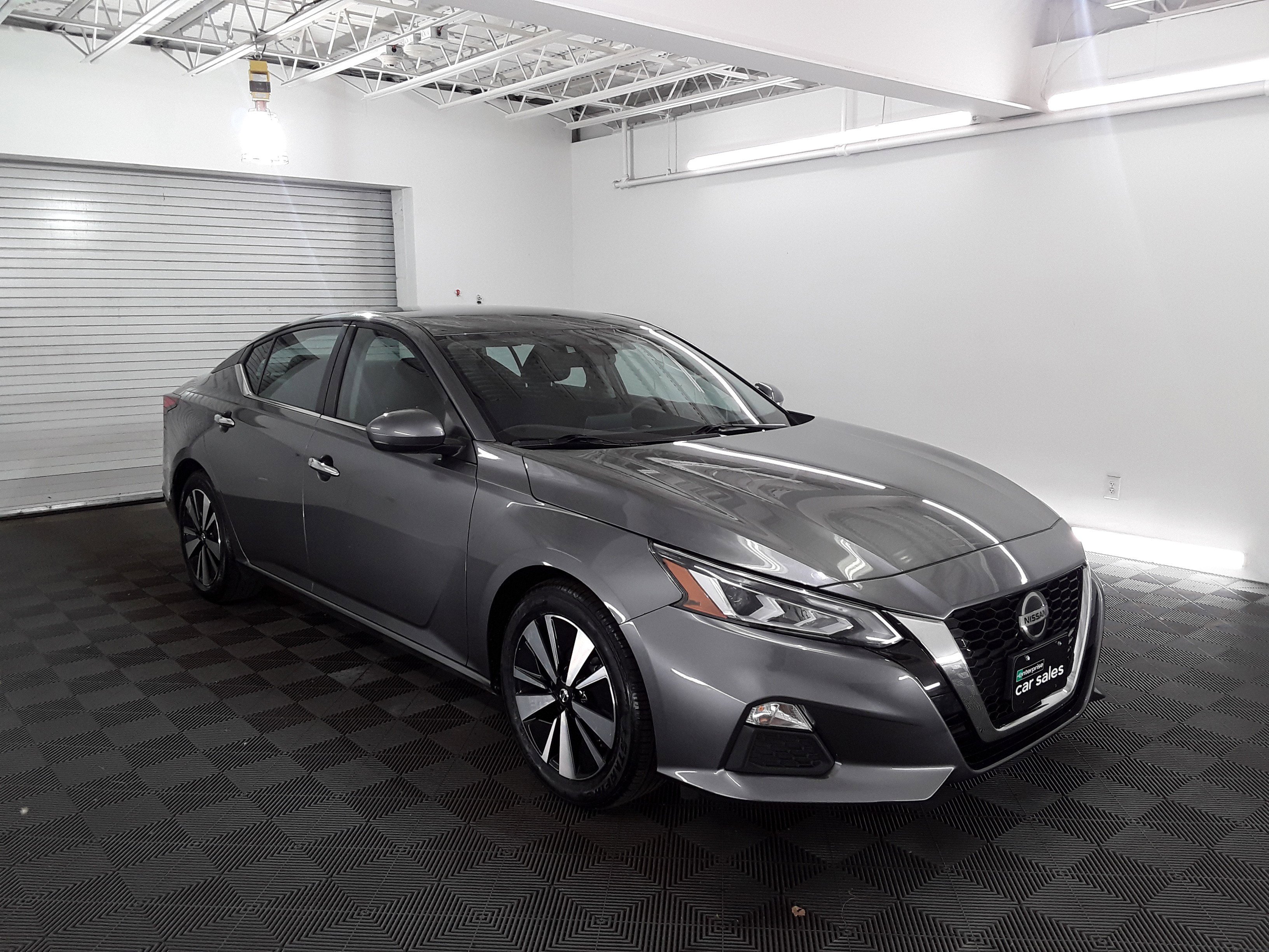 2022 Nissan Altima 2.5 SV Sedan