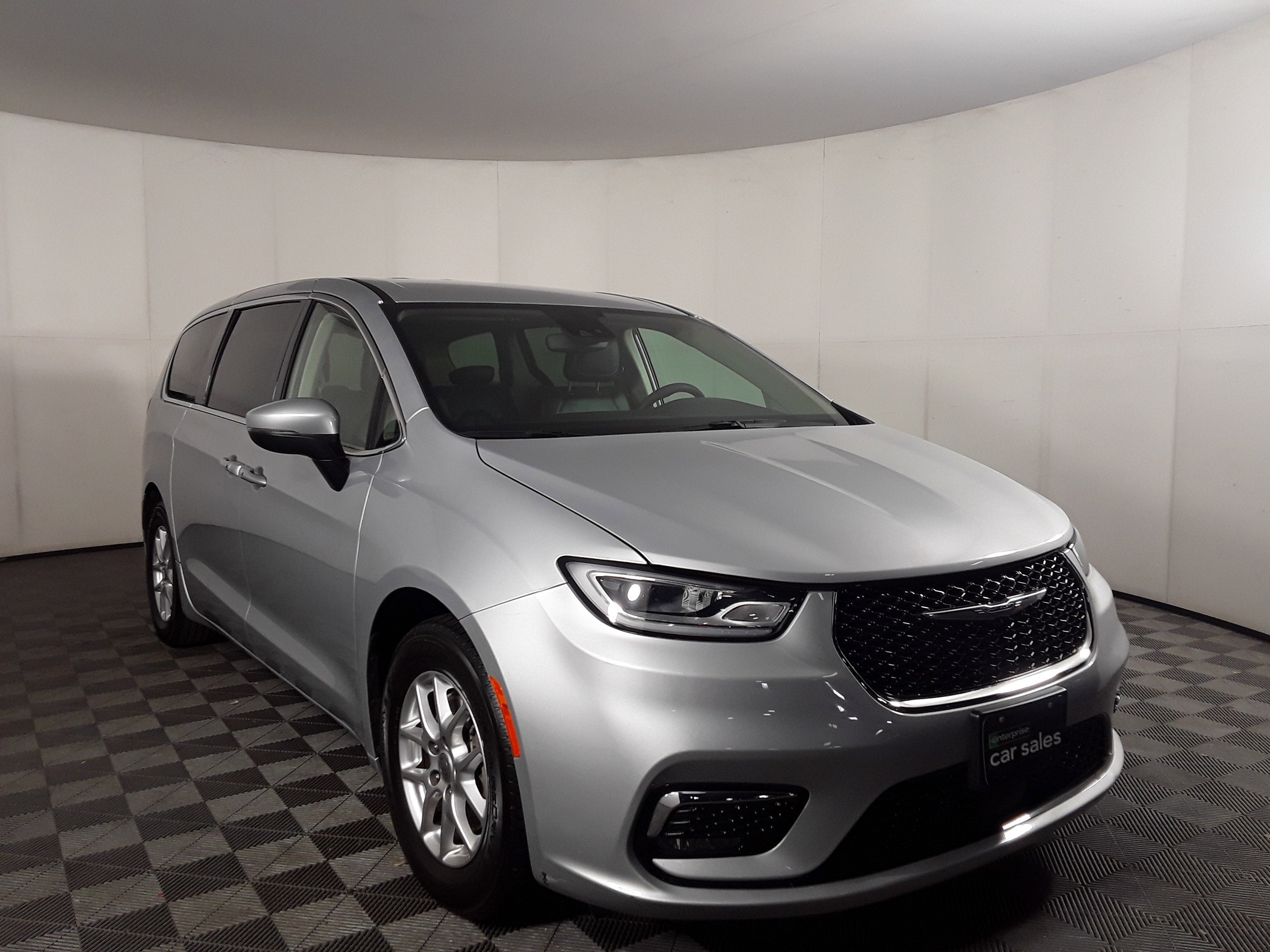 2023 Chrysler Pacifica Touring L FWD