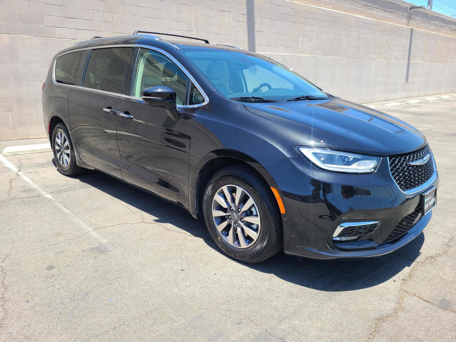 2021 Chrysler Pacifica Hybrid Touring L FWD