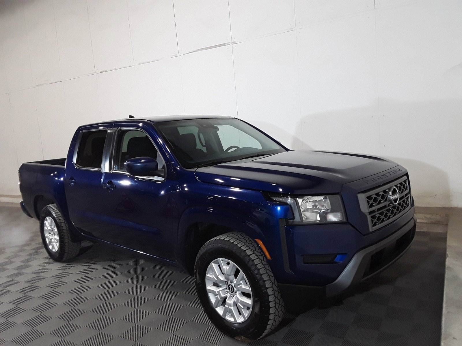 2022 Nissan Frontier Crew Cab 4x2 SV Auto