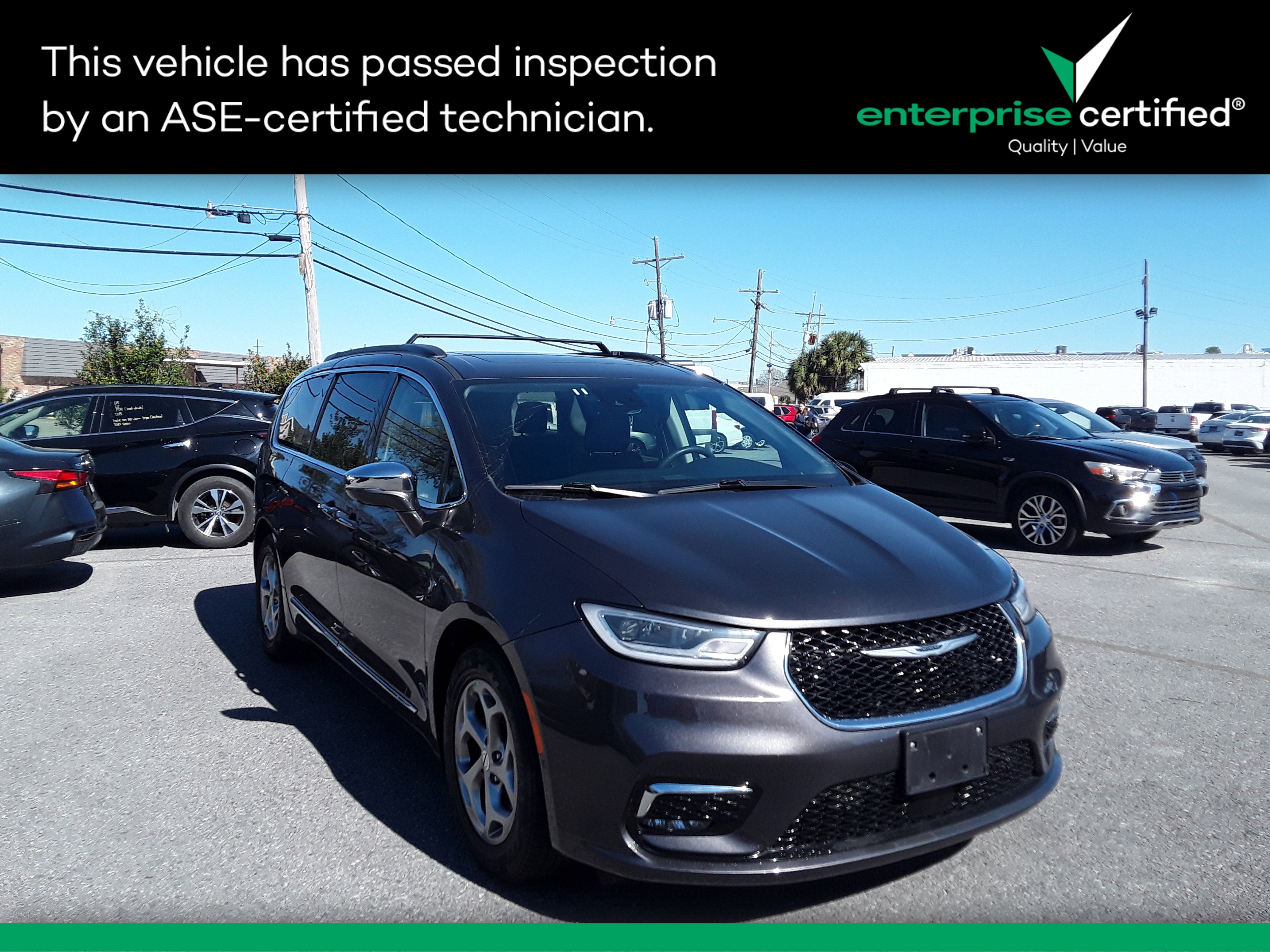 Used 2022 Chrysler Pacifica Limited FWD