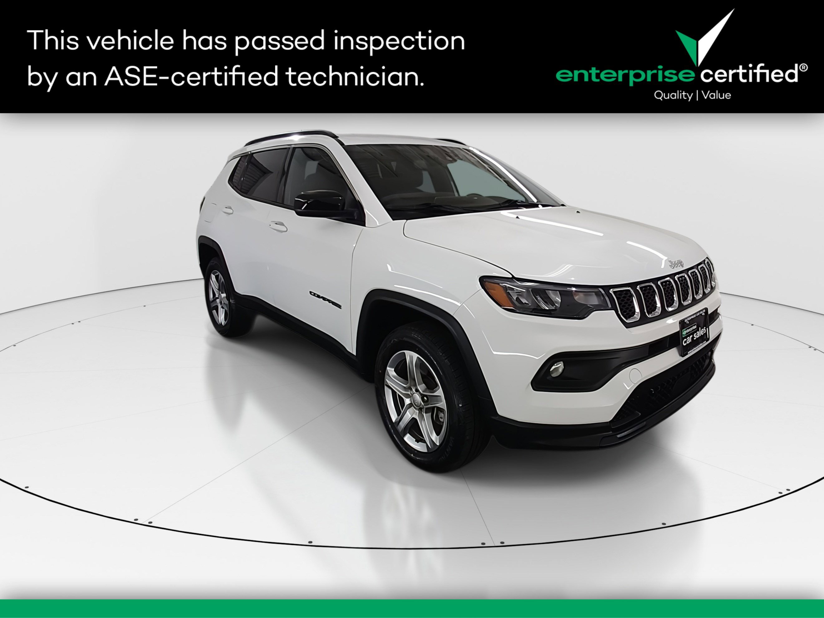 2024 Jeep Compass Latitude's photo