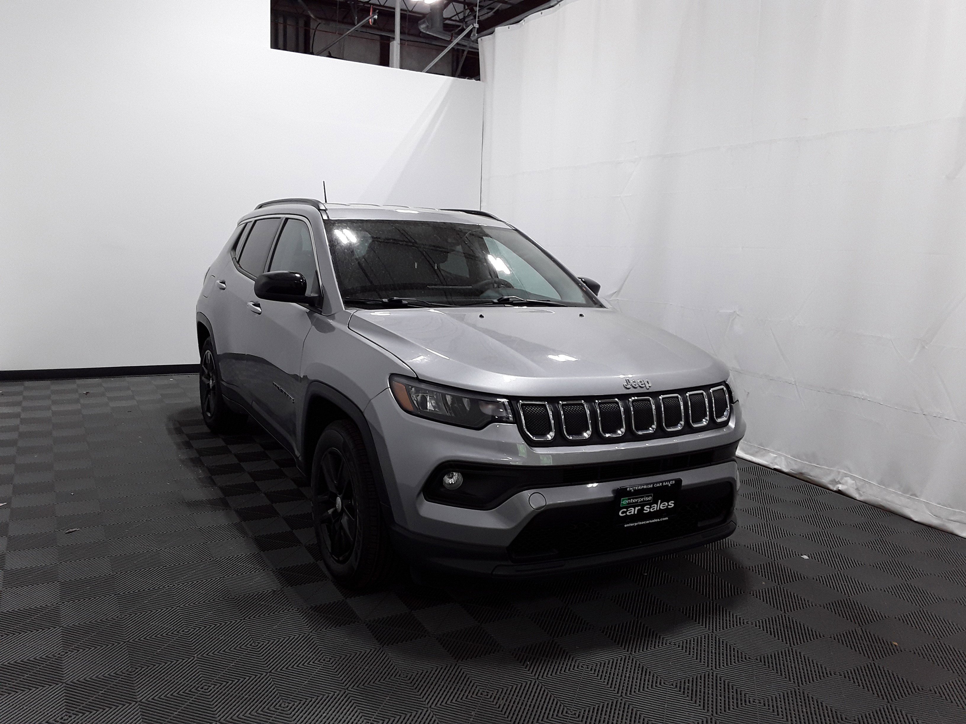 2022 Jeep Compass Latitude FWD