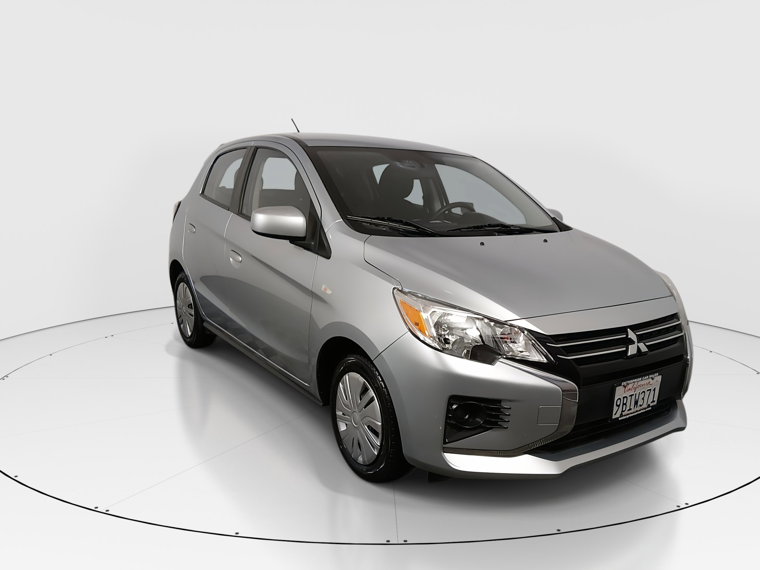 2022 Mitsubishi Mirage ES's photo