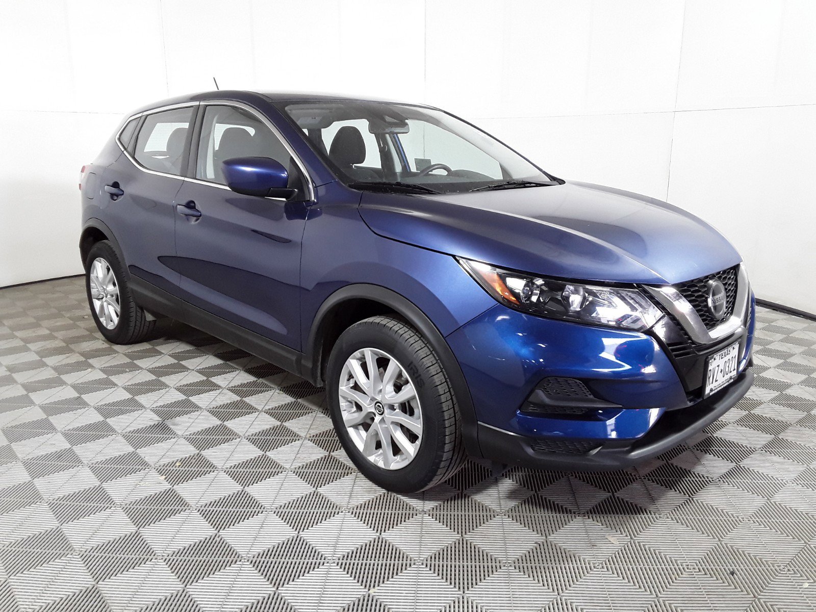 2022 Nissan Rogue Sport FWD S