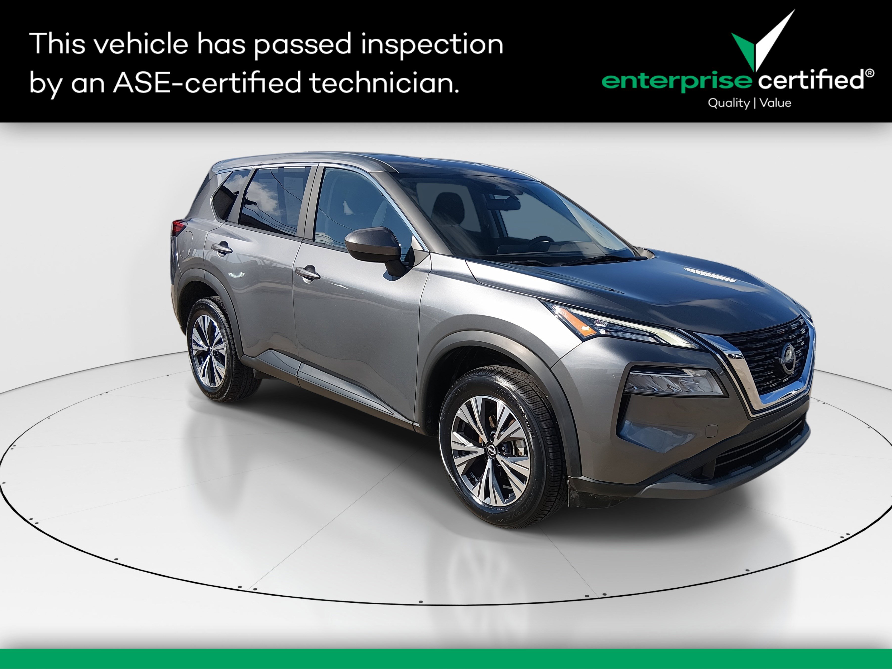 2023 Nissan Rogue SV's photo