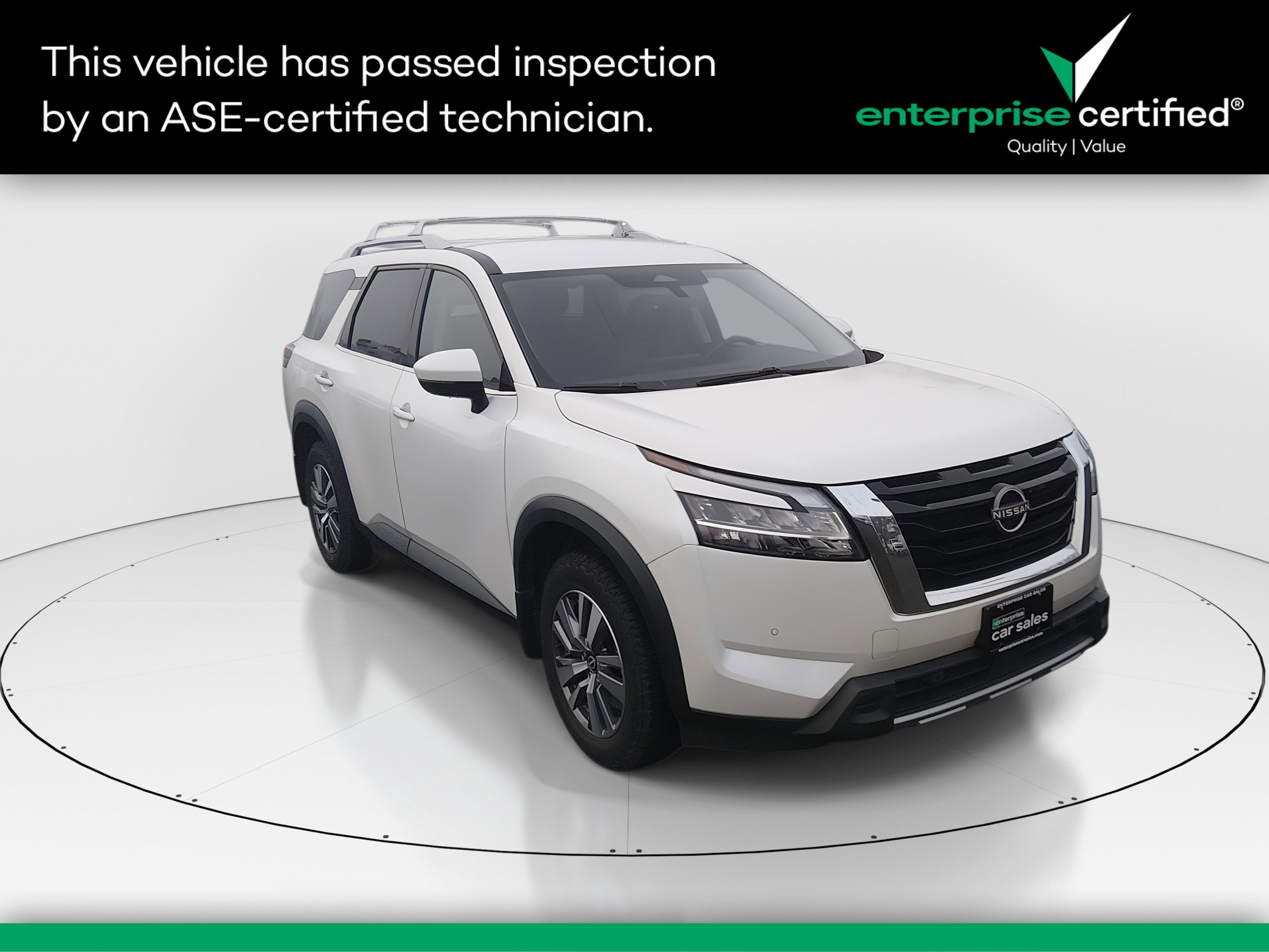 Used 2023 Nissan Pathfinder SL 4WD