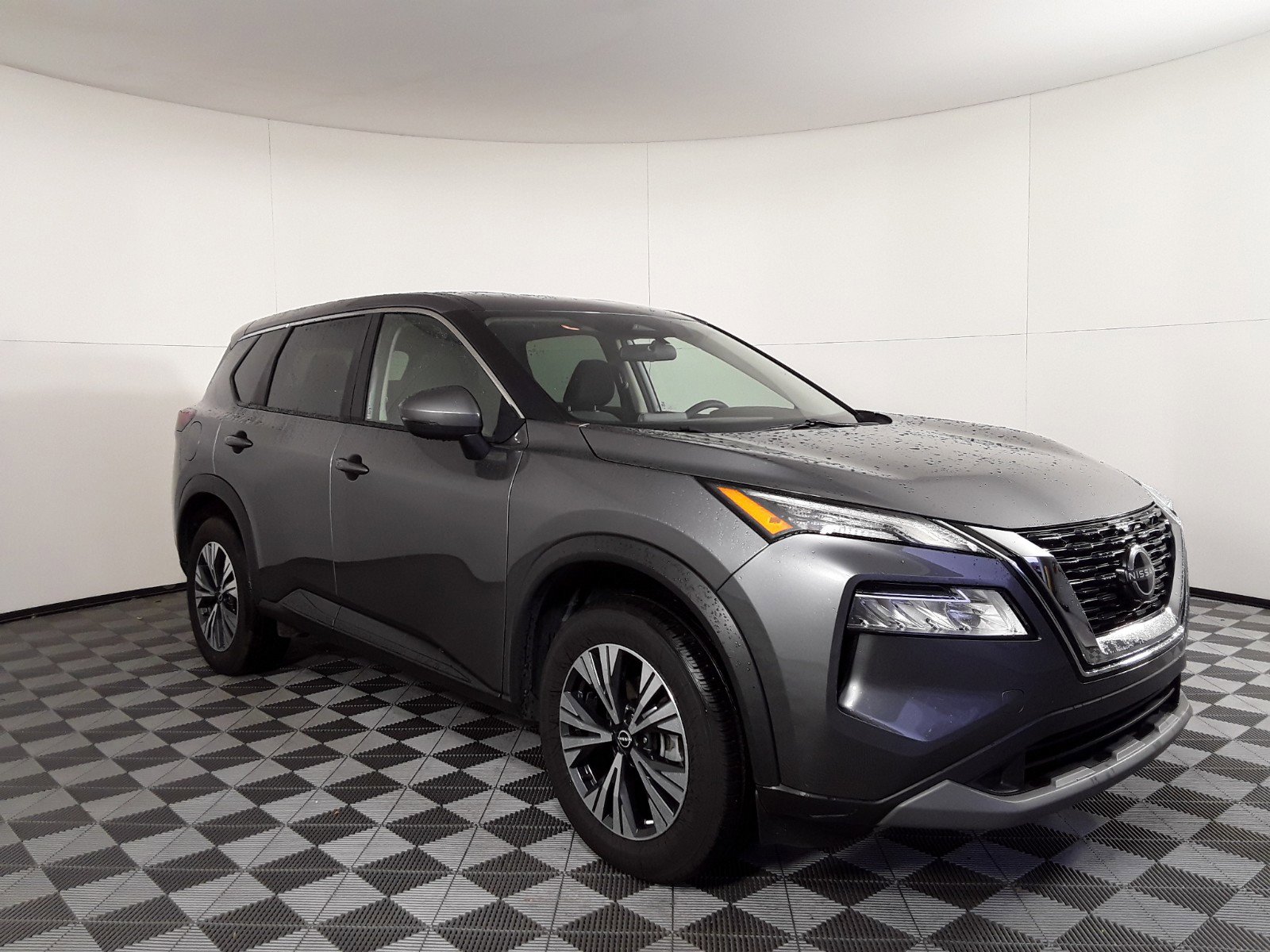 2022 Nissan Rogue FWD SV