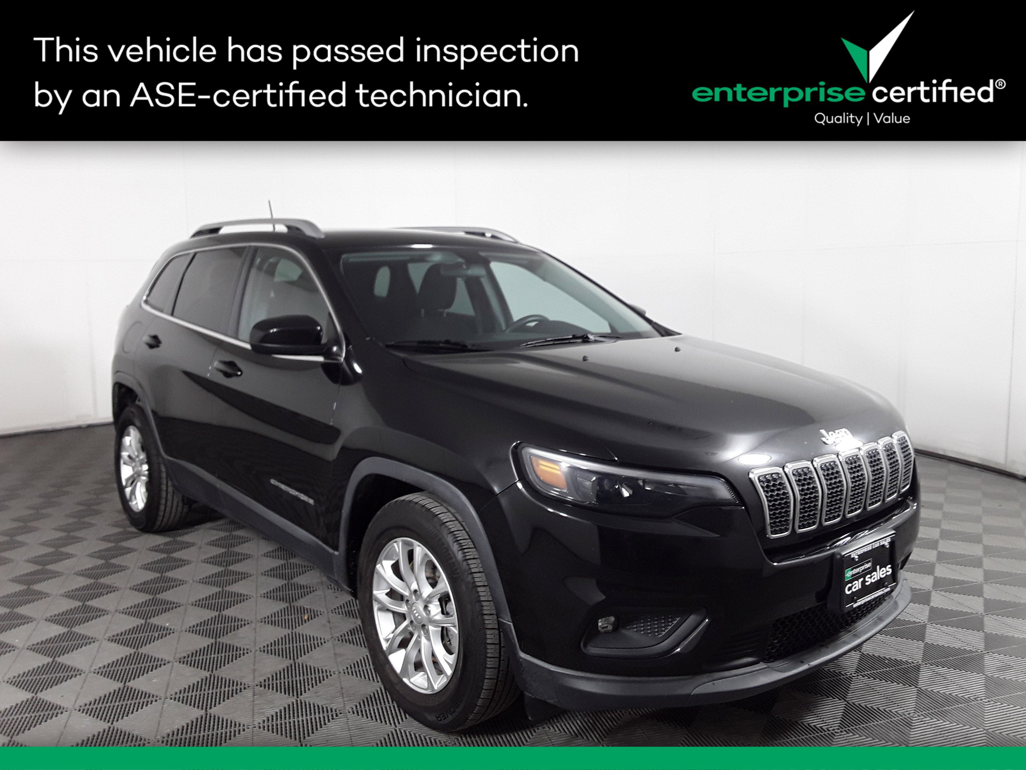 Used 2019 Jeep Cherokee Latitude FWD