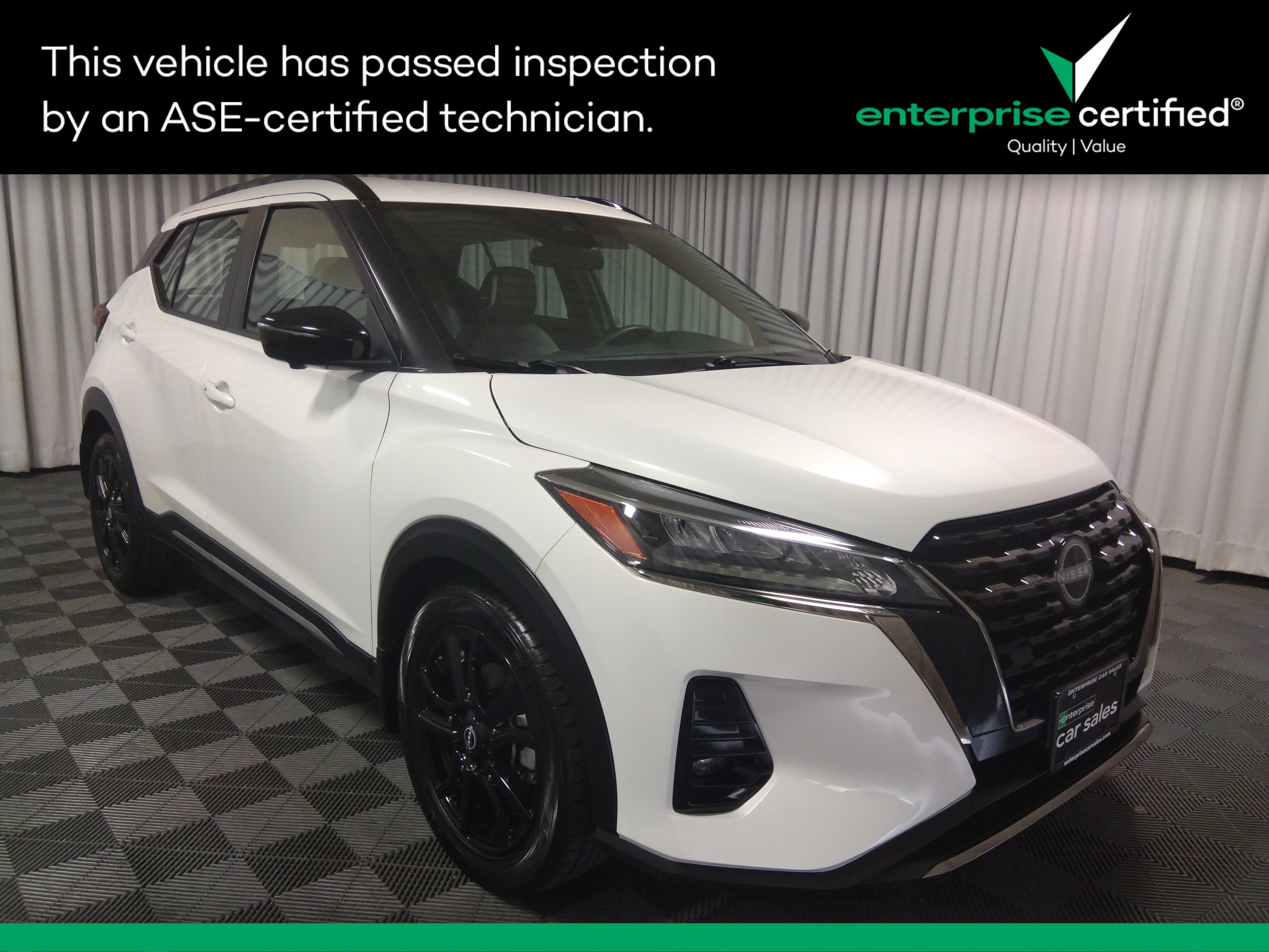Used 2023 Nissan Kicks SR FWD