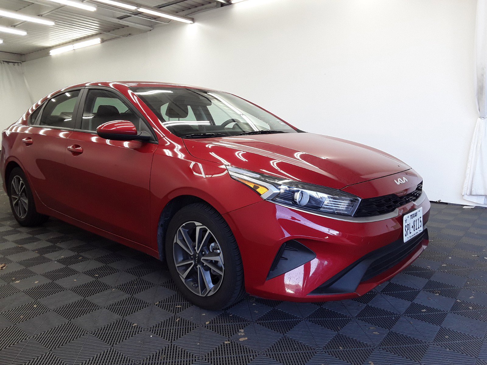 2023 Kia Forte LXS IVT