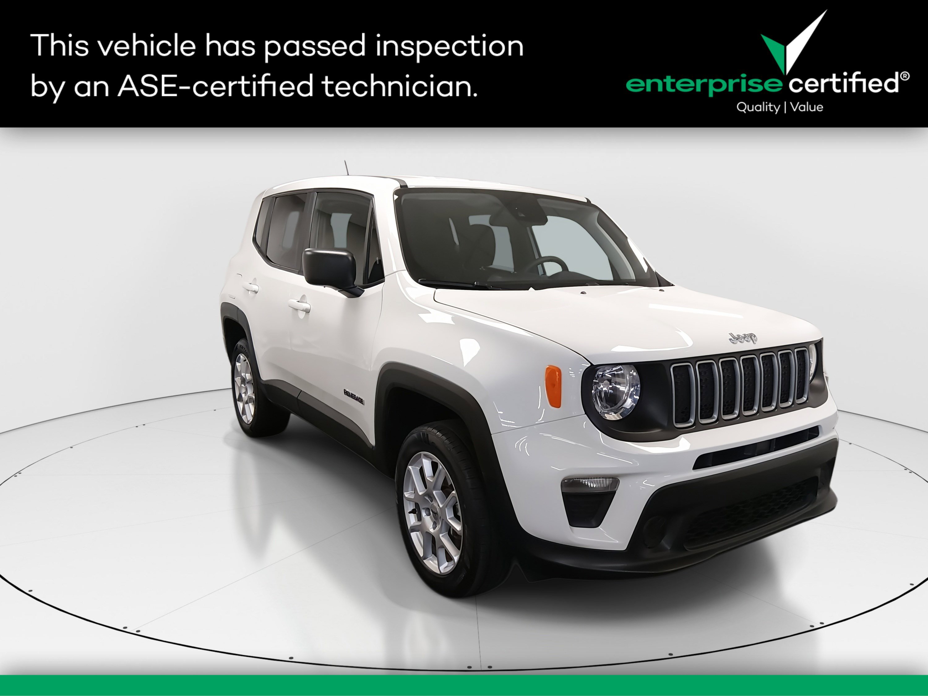 2023 Jeep Renegade Latitude's photo