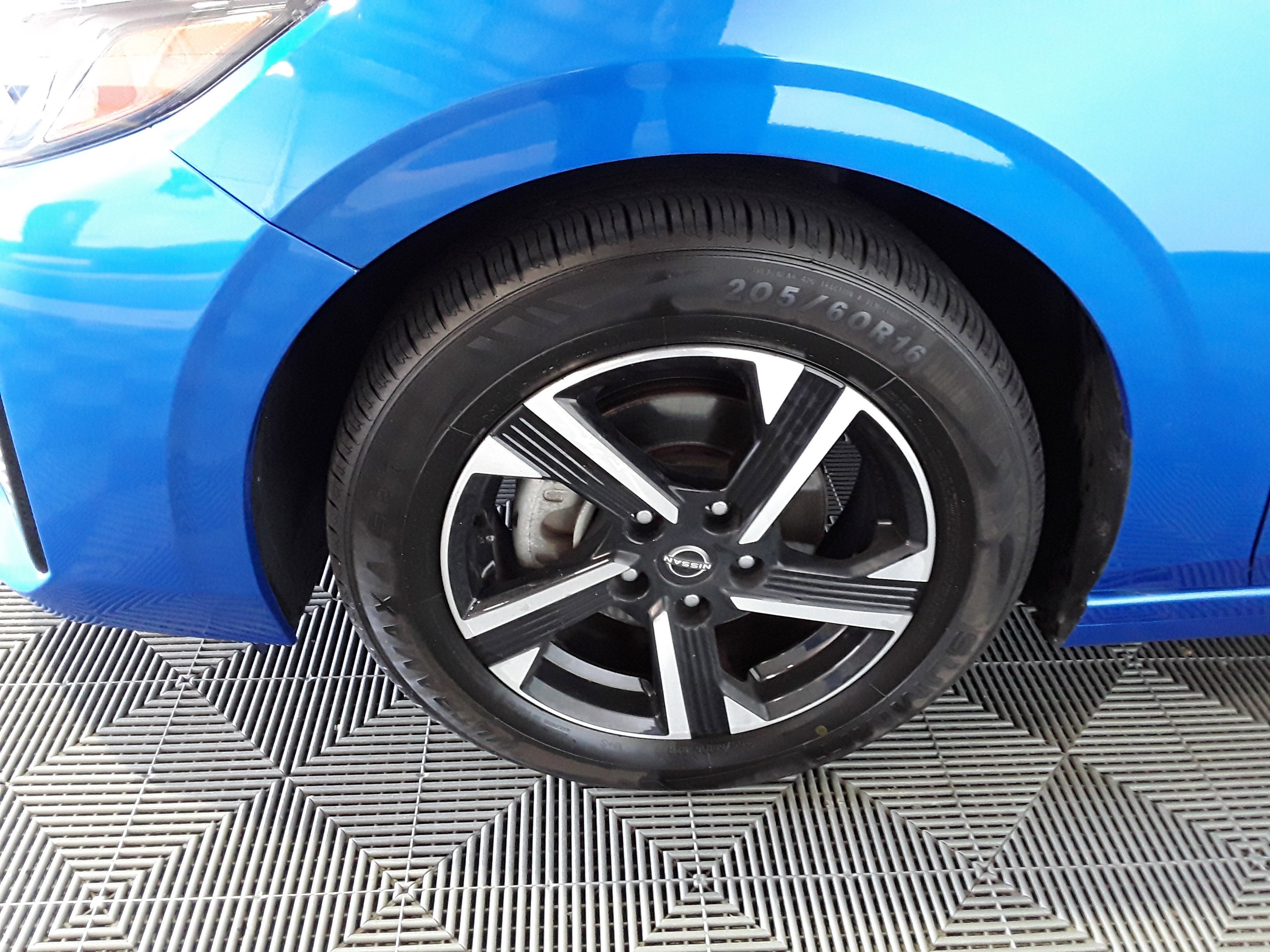 Image of Used 2024 Nissan Sentra SV CVT
