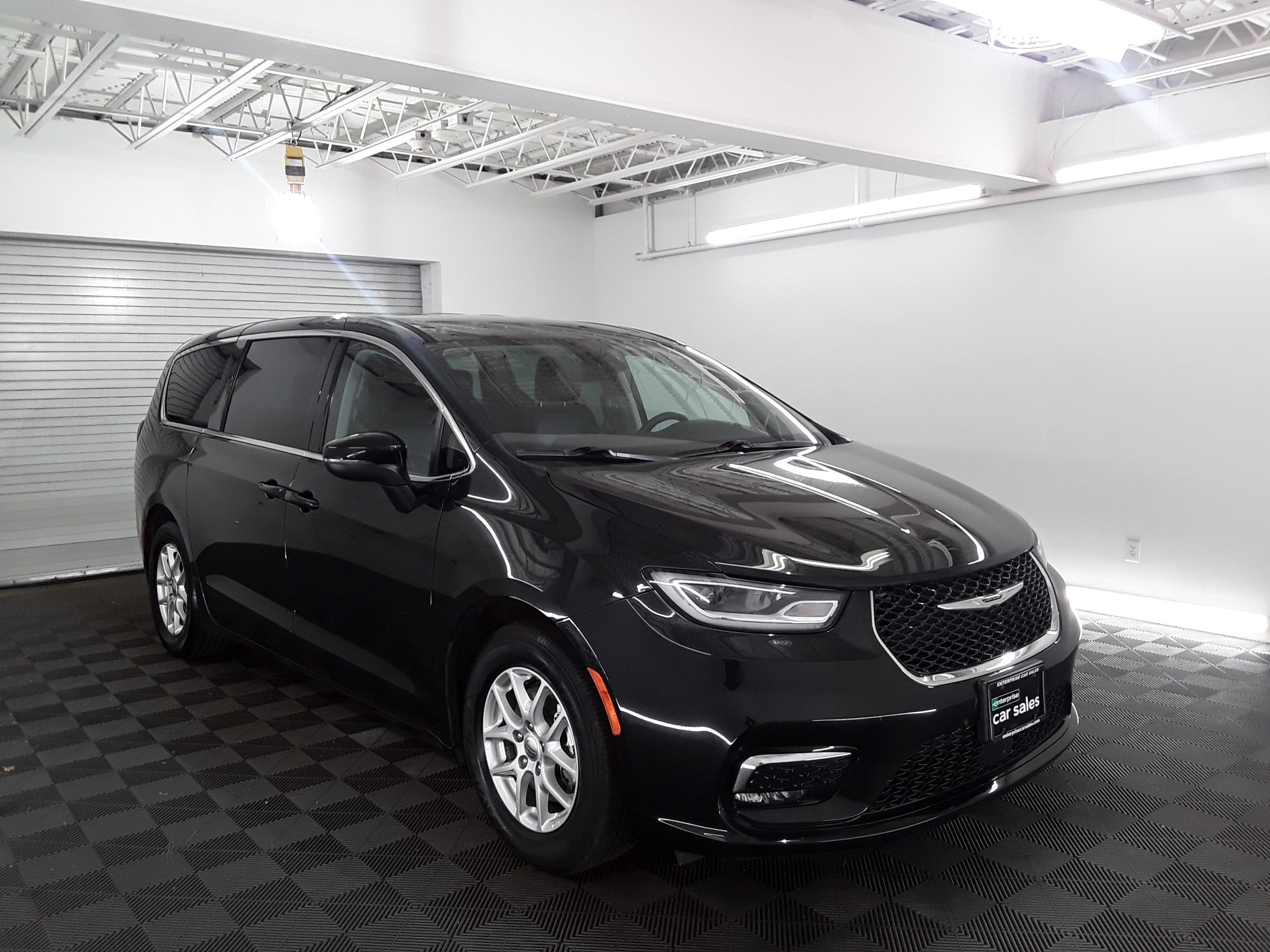 2023 Chrysler Pacifica Touring L FWD