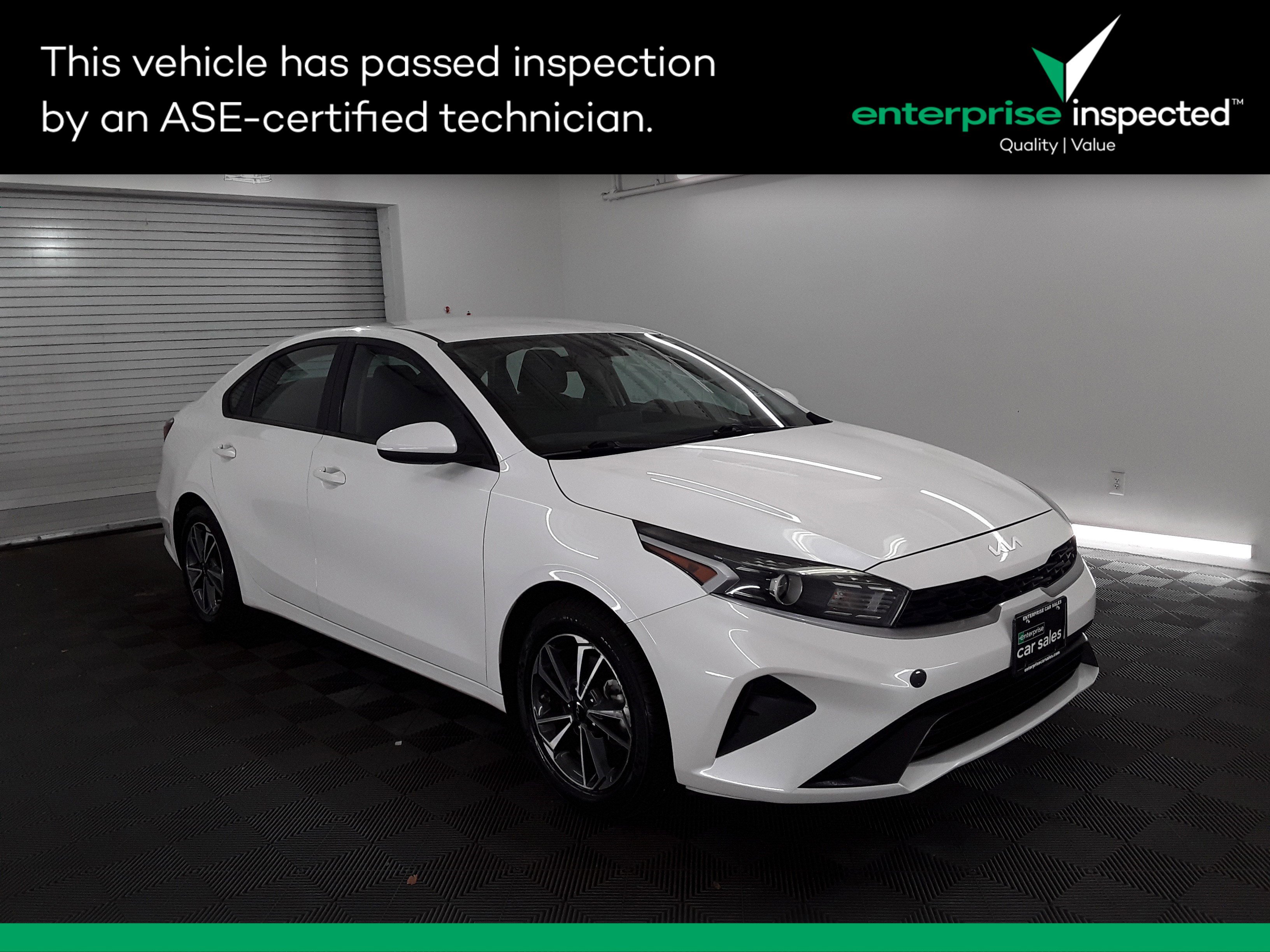 Used 2023 Kia Forte LXS IVT