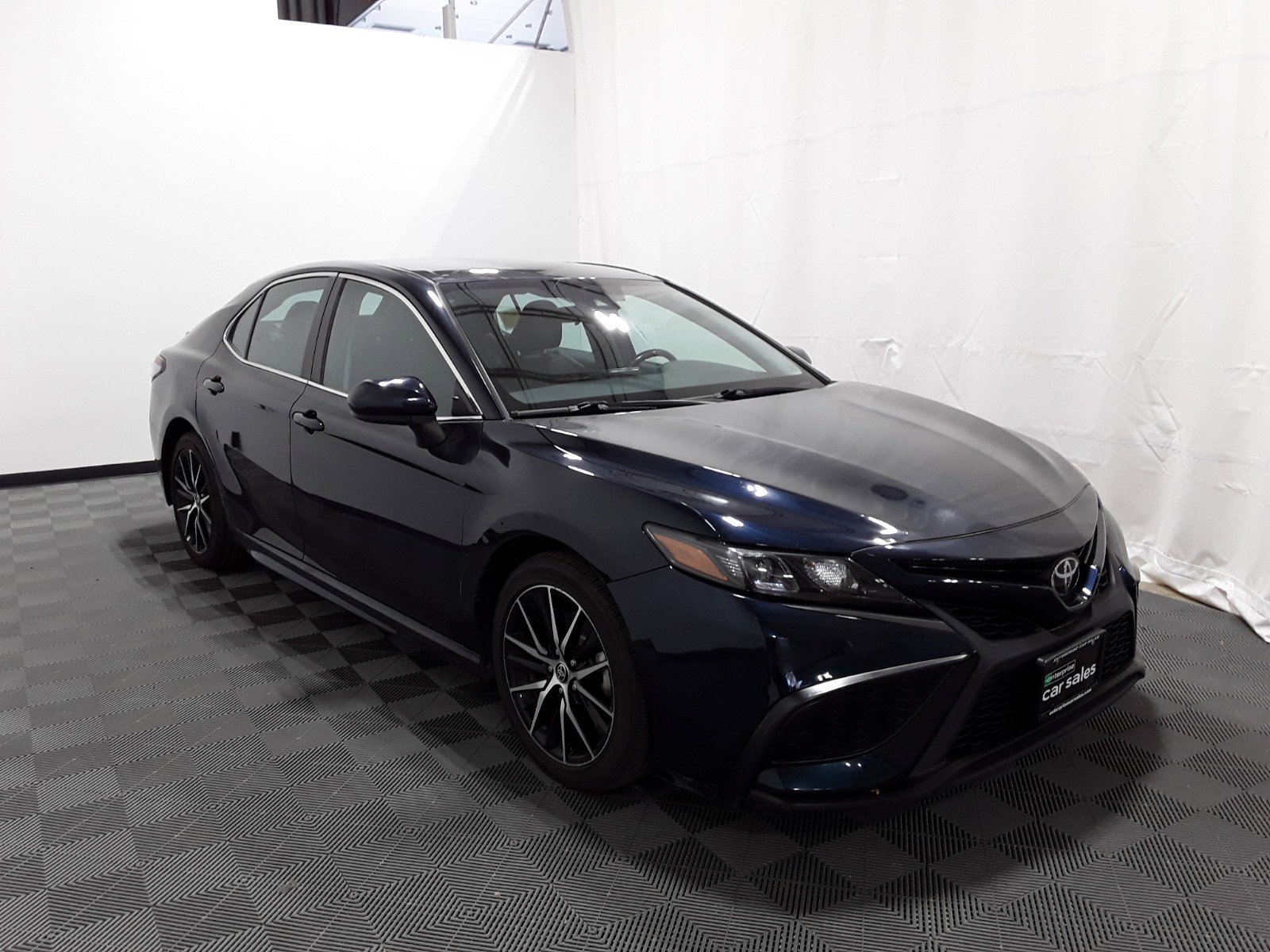 2021 Toyota Camry SE Auto