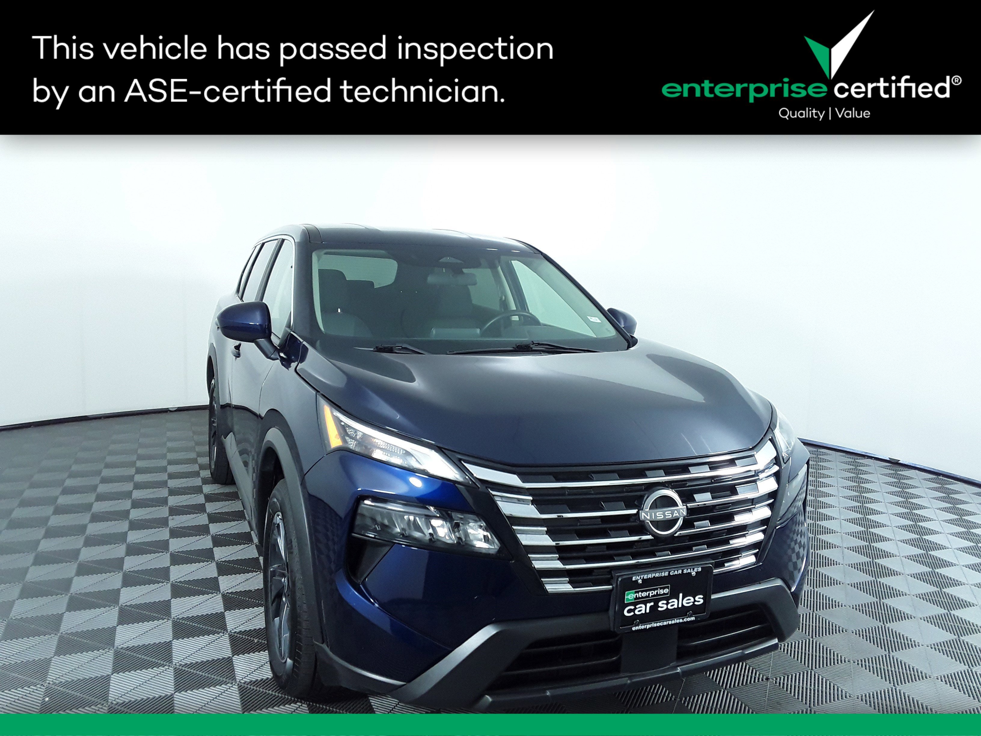 Used 2024 Nissan Rogue FWD SV