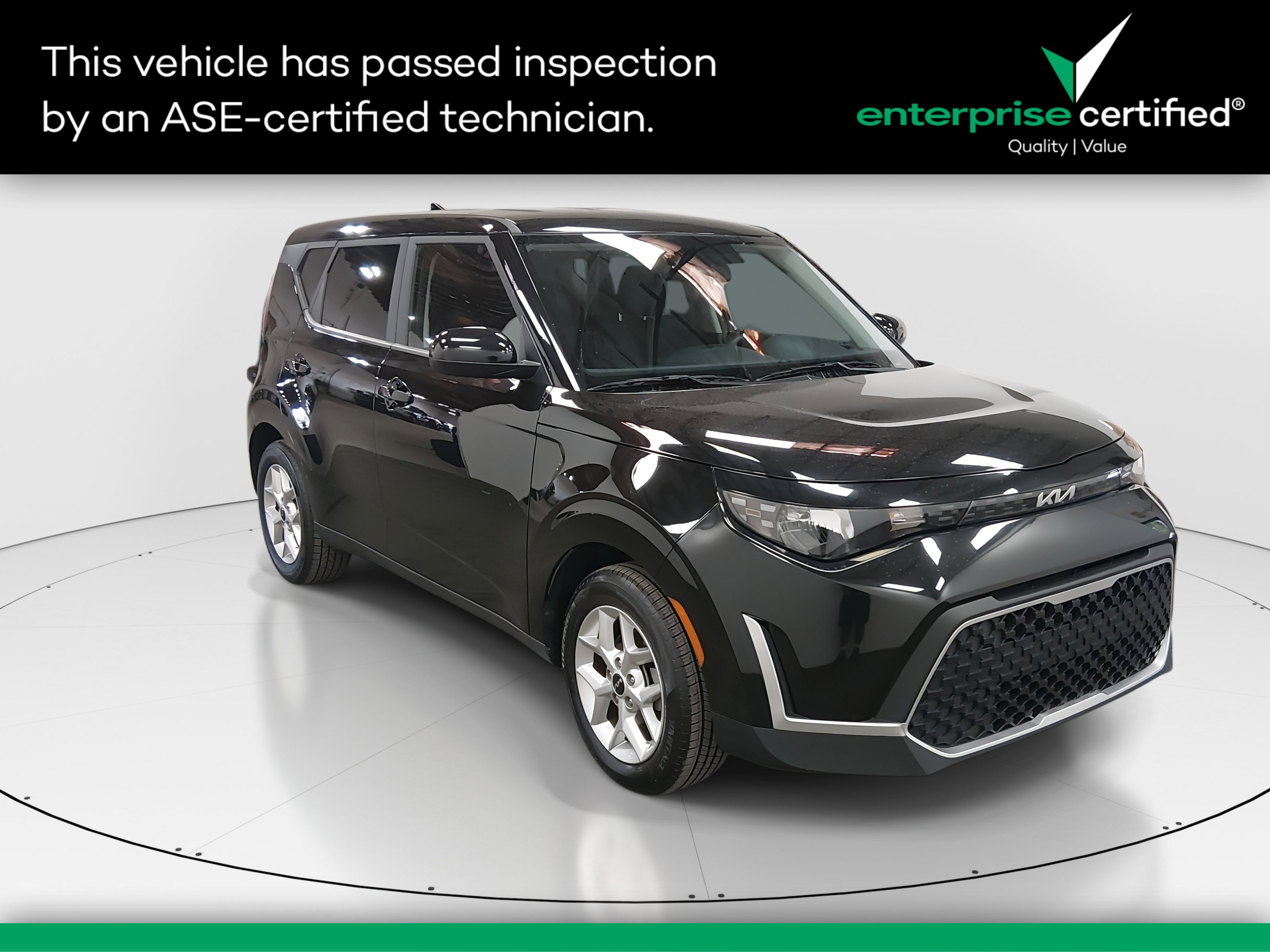 2025 Kia Soul LX's photo