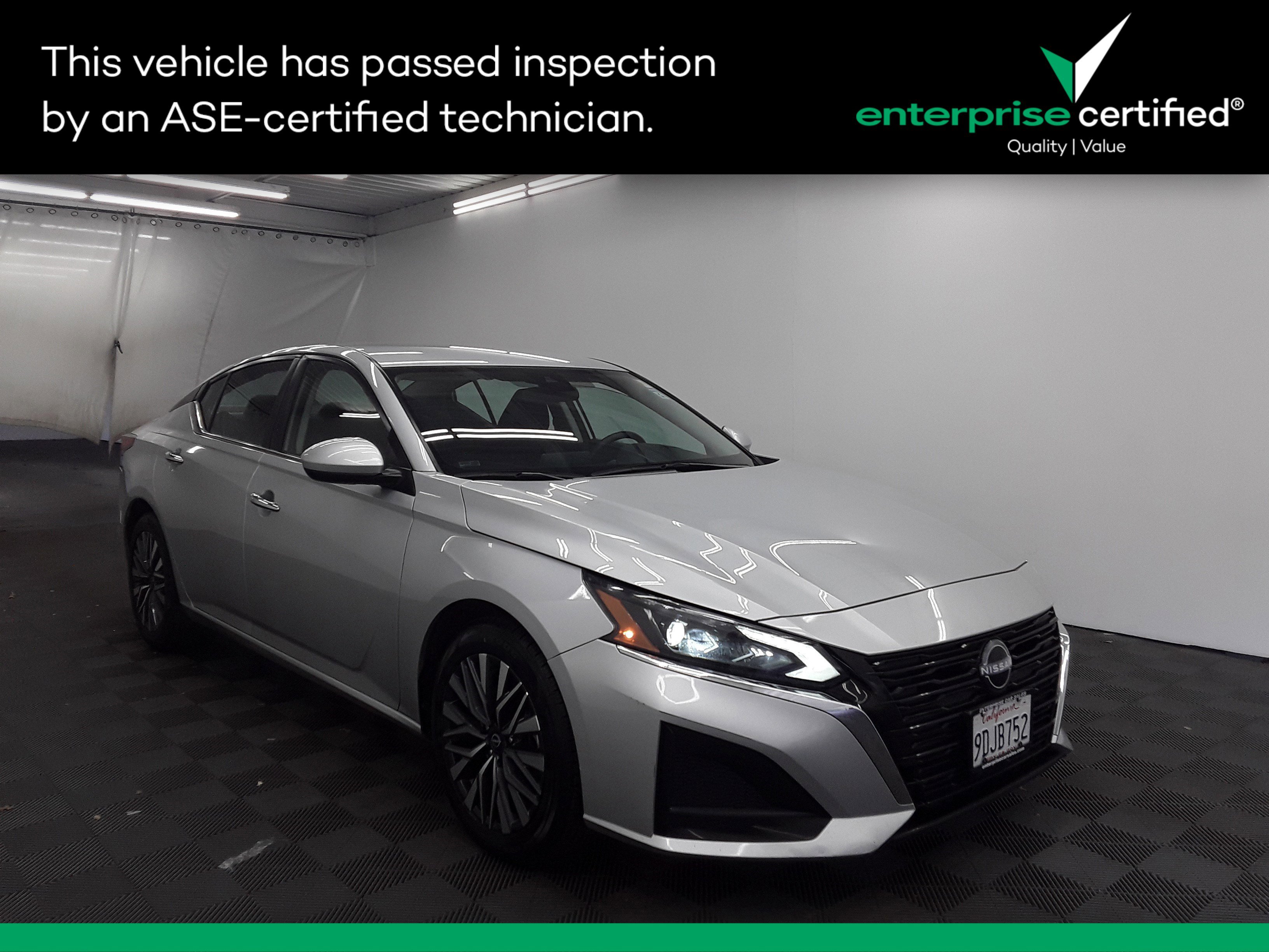 Used 2023 Nissan Altima 2.5 SV Sedan