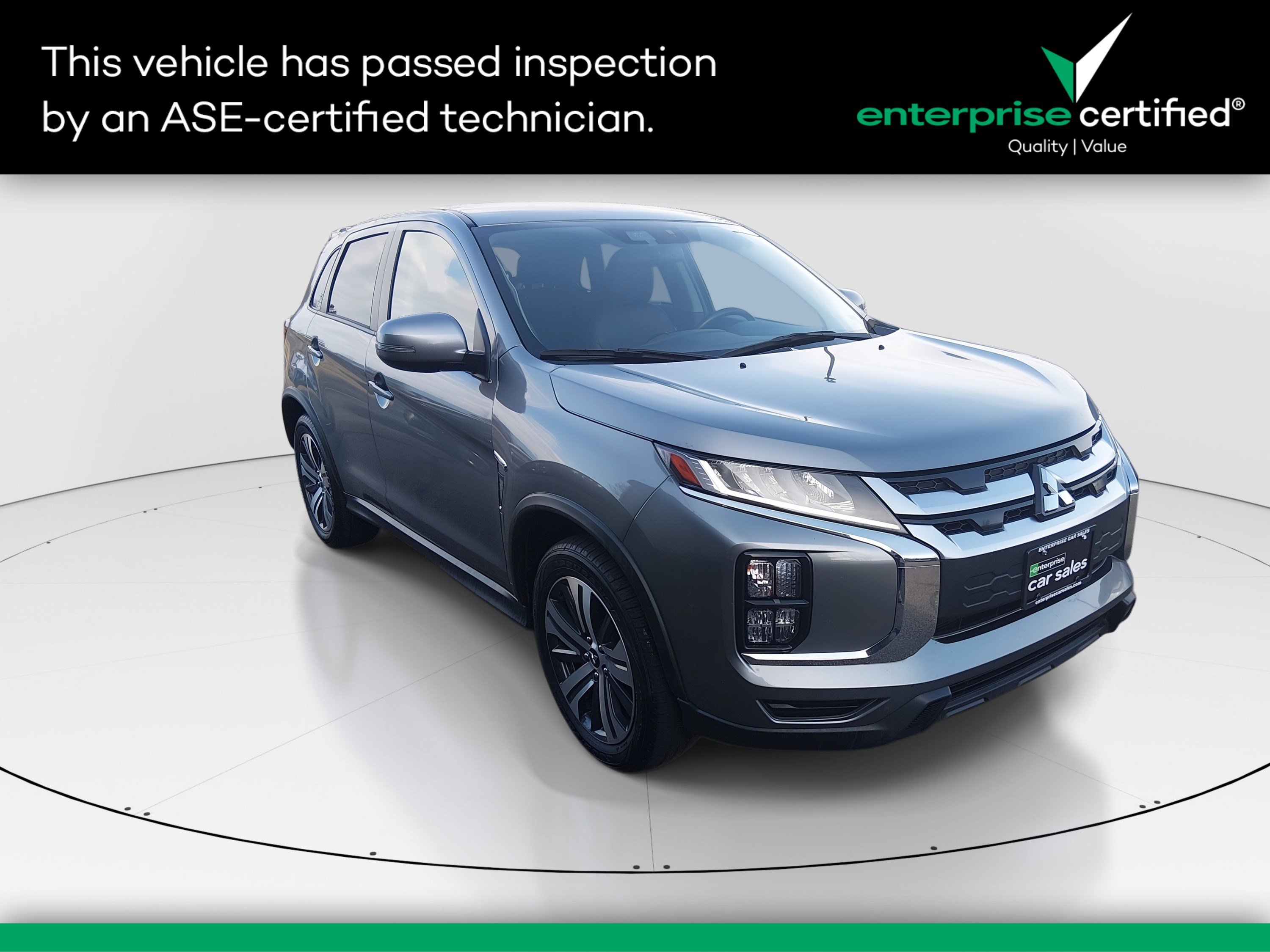 2024 Mitsubishi Outlander Sport SE's photo