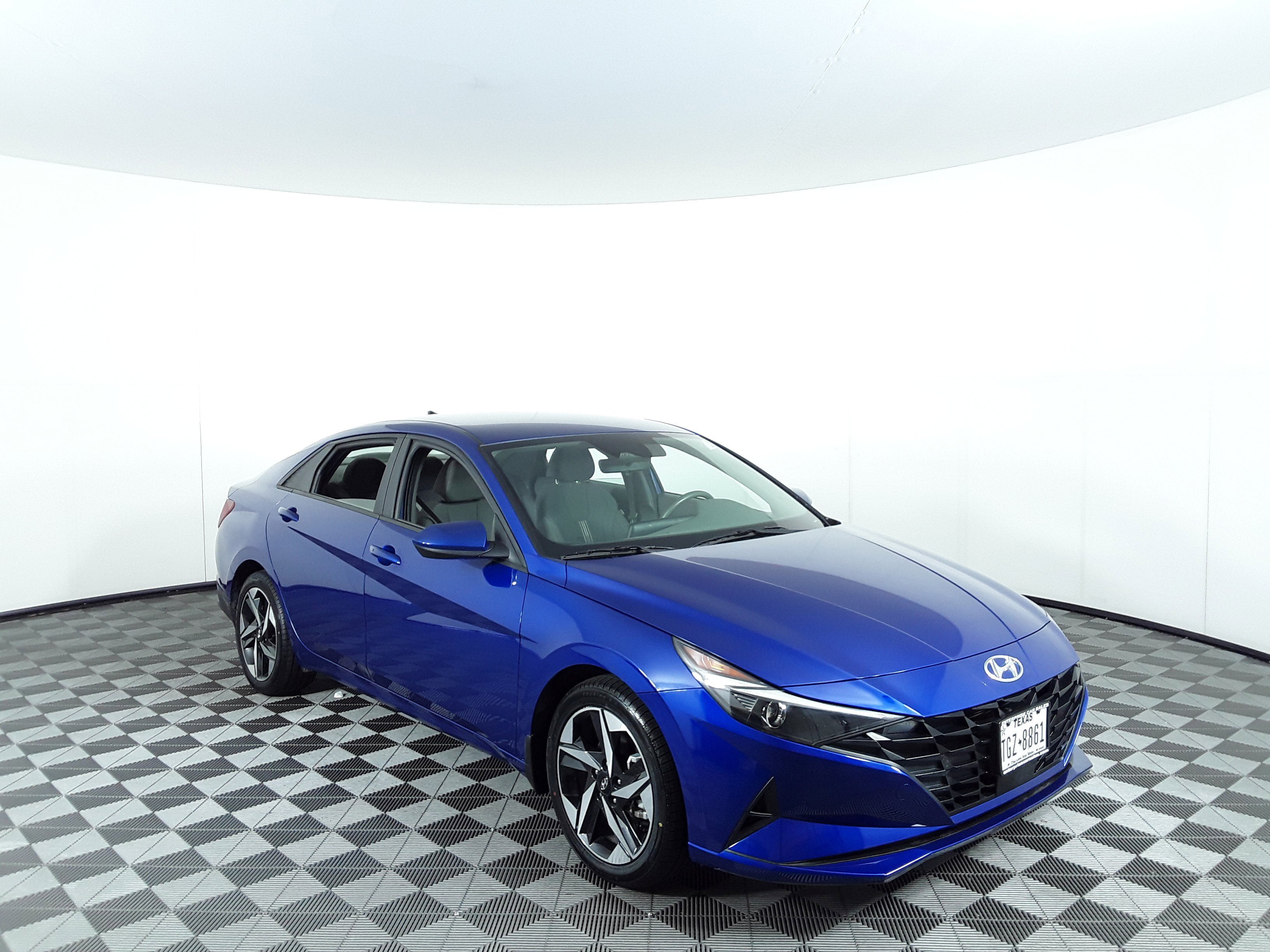 2023 Hyundai Elantra SEL IVT