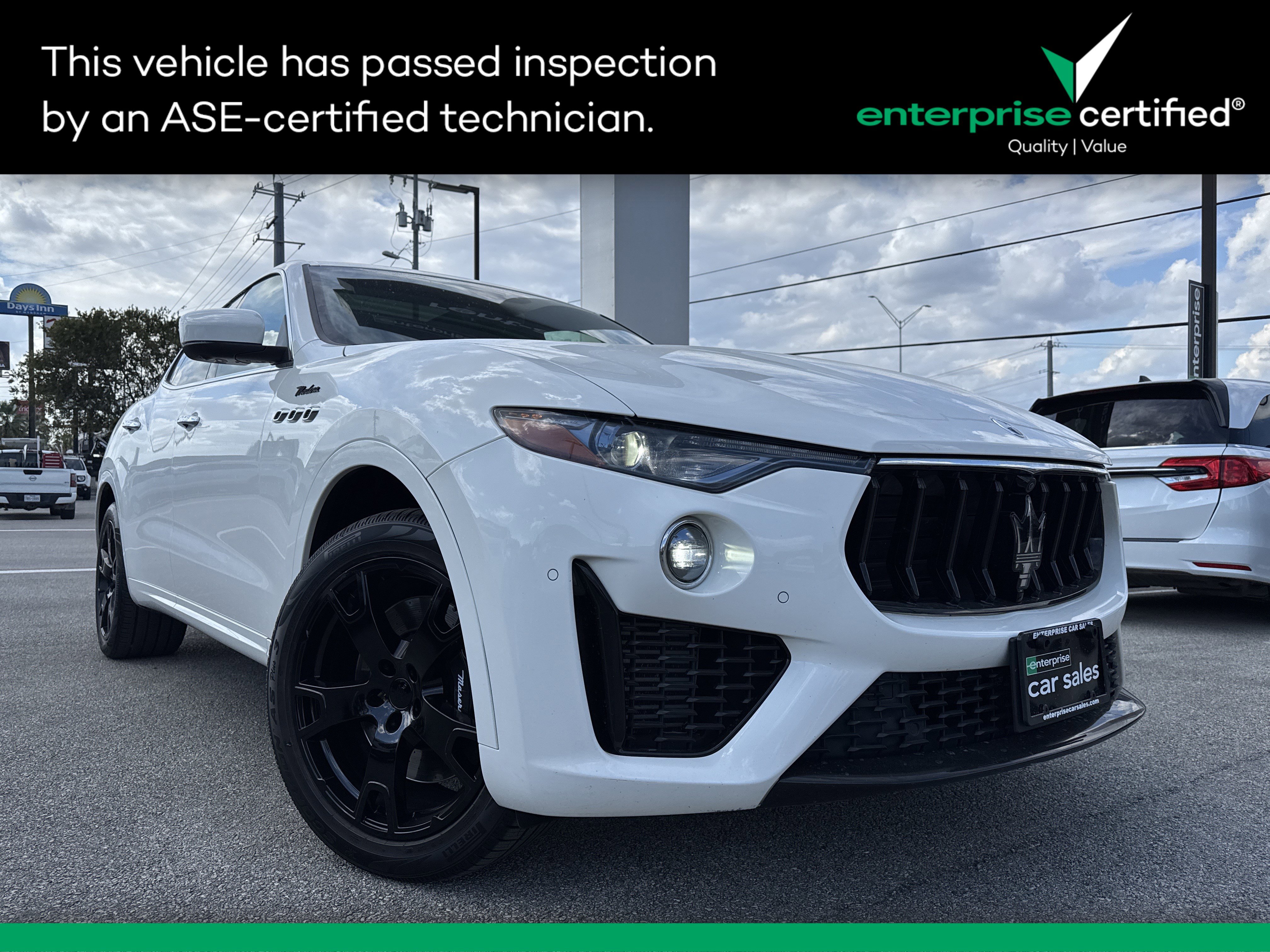 2023 Maserati Levante Modena's photo