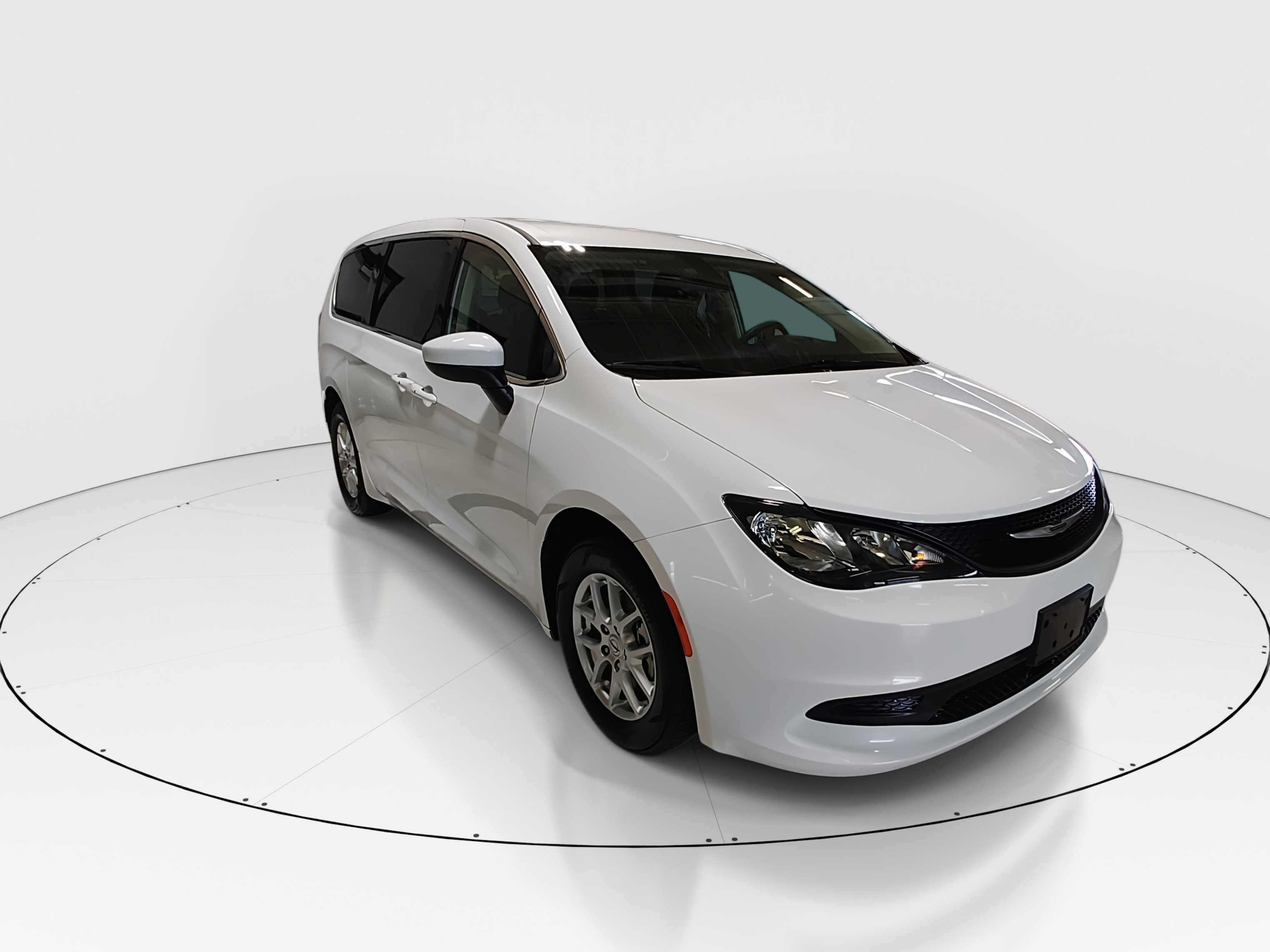 Used 2022 Chrysler Voyager LX FWD