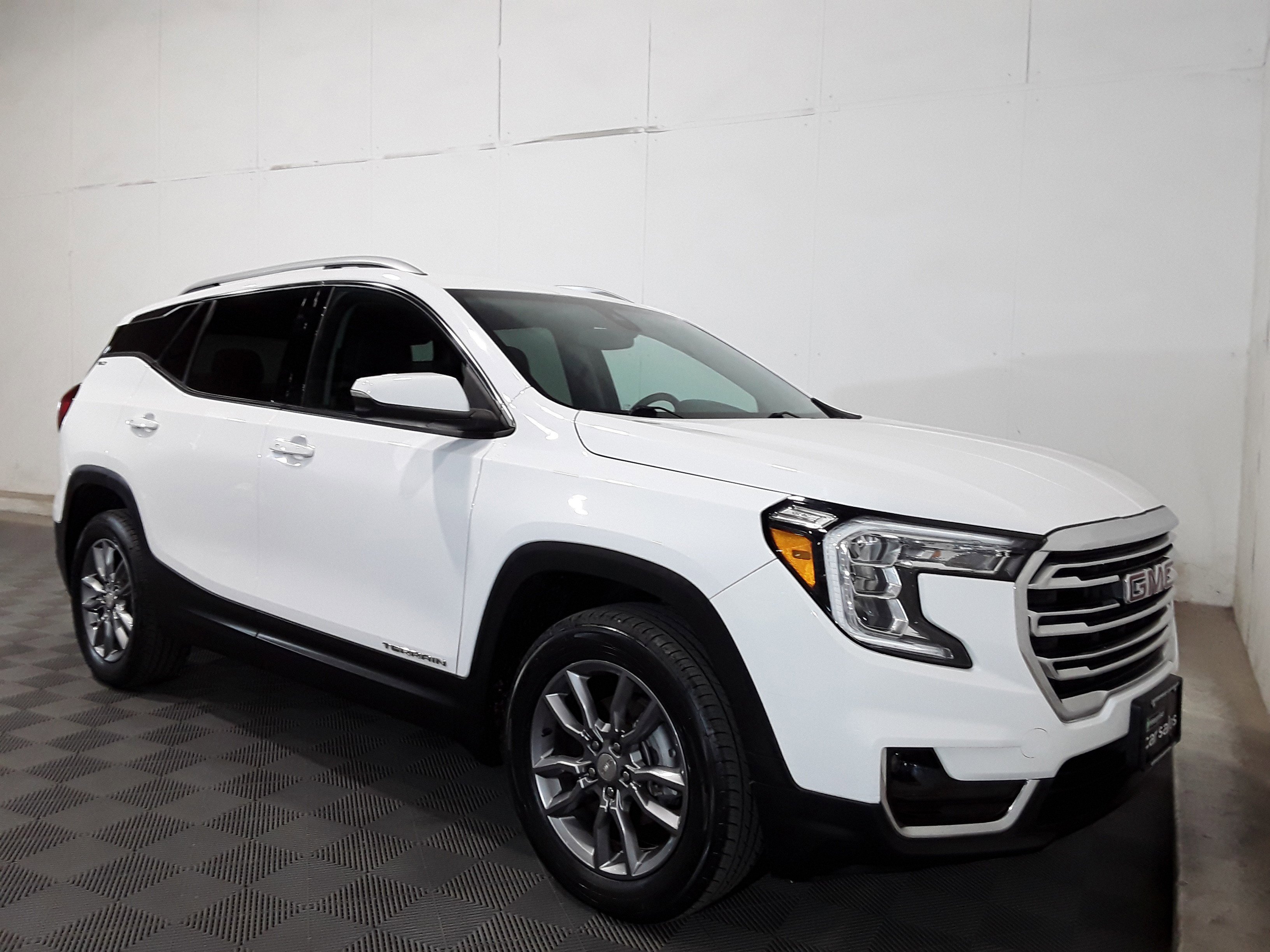 Used 2022 GMC Terrain AWD 4dr SLT