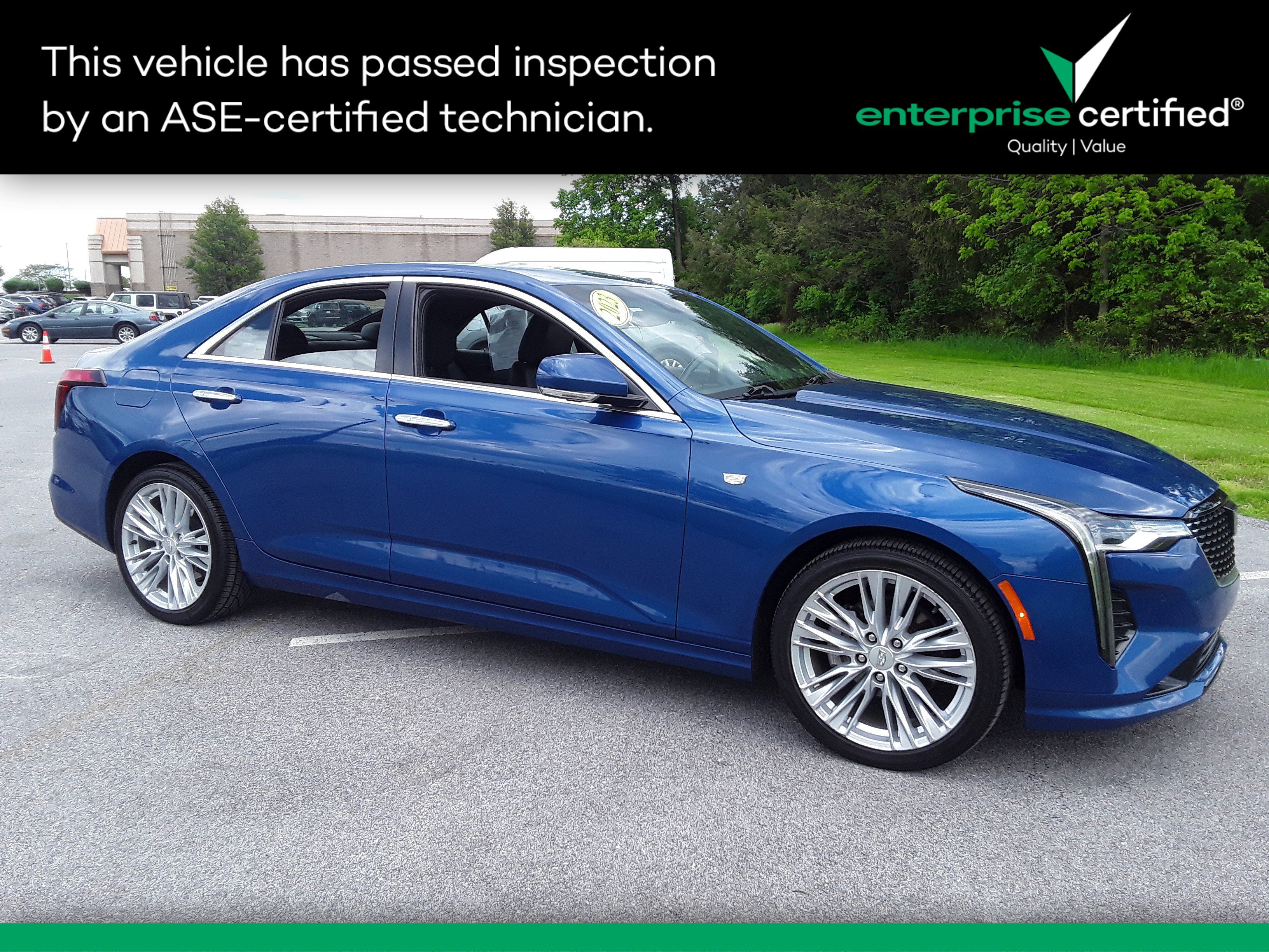 2023 Cadillac CT4 4dr Sdn Premium Luxury
