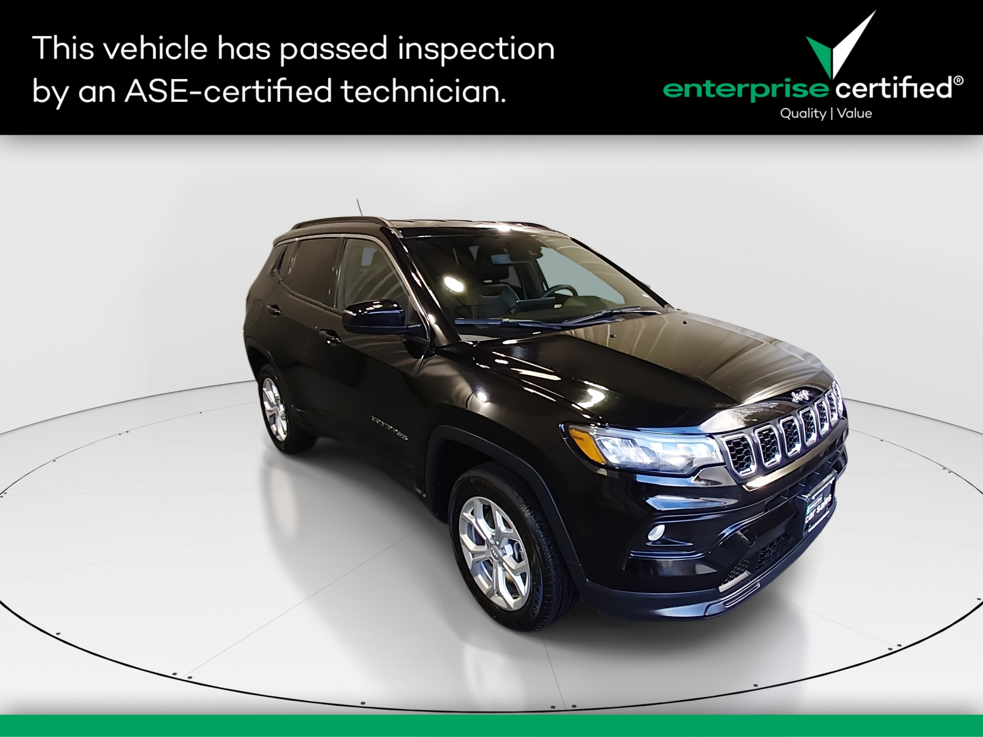 2024 Jeep Compass Latitude's photo