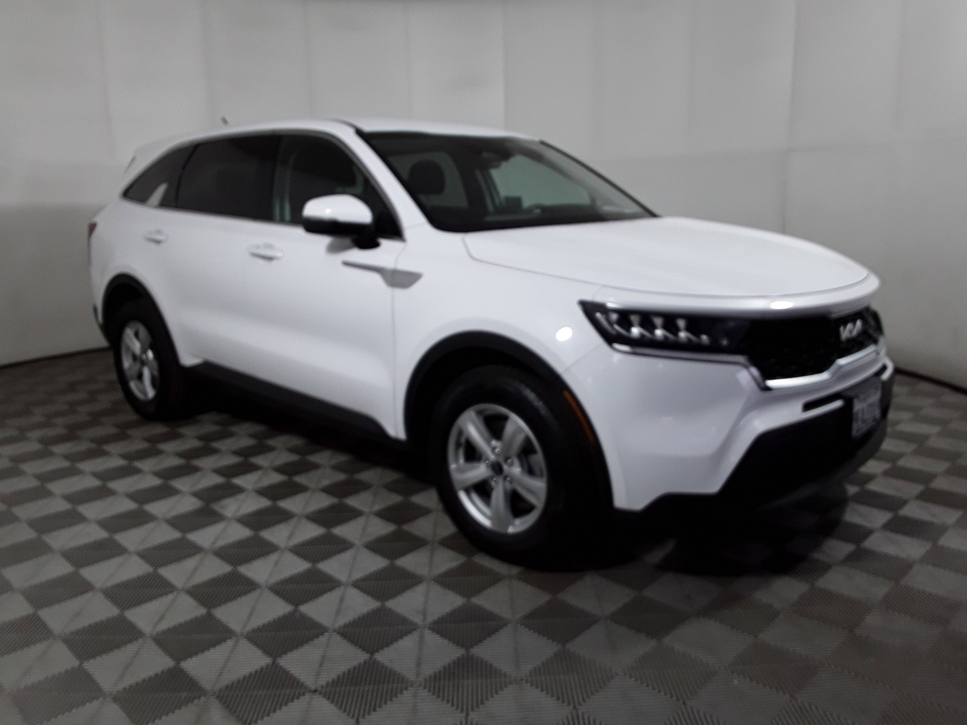 2023 Kia Sorento LX FWD