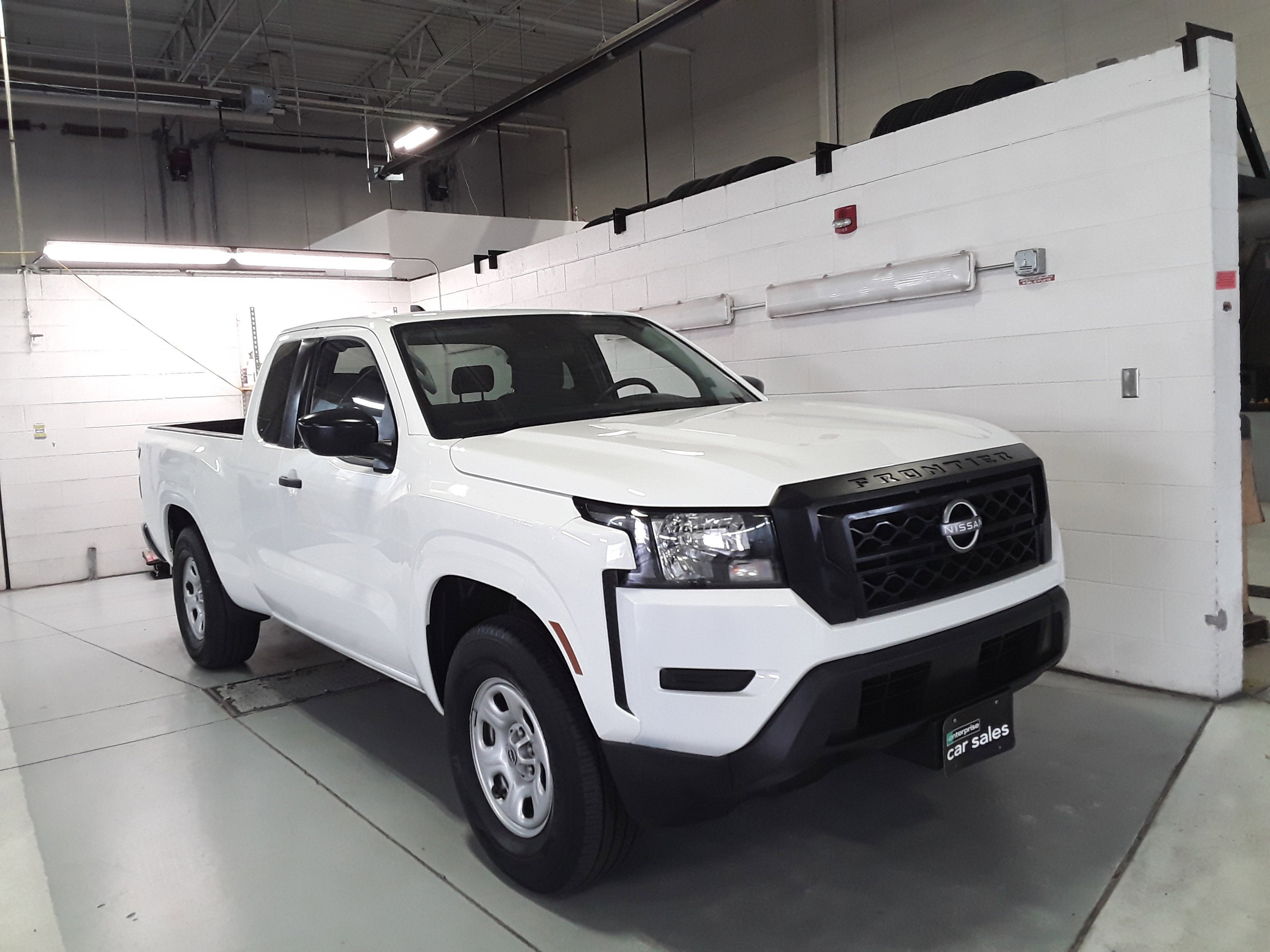 2024 Nissan Frontier King Cab 4x2 S