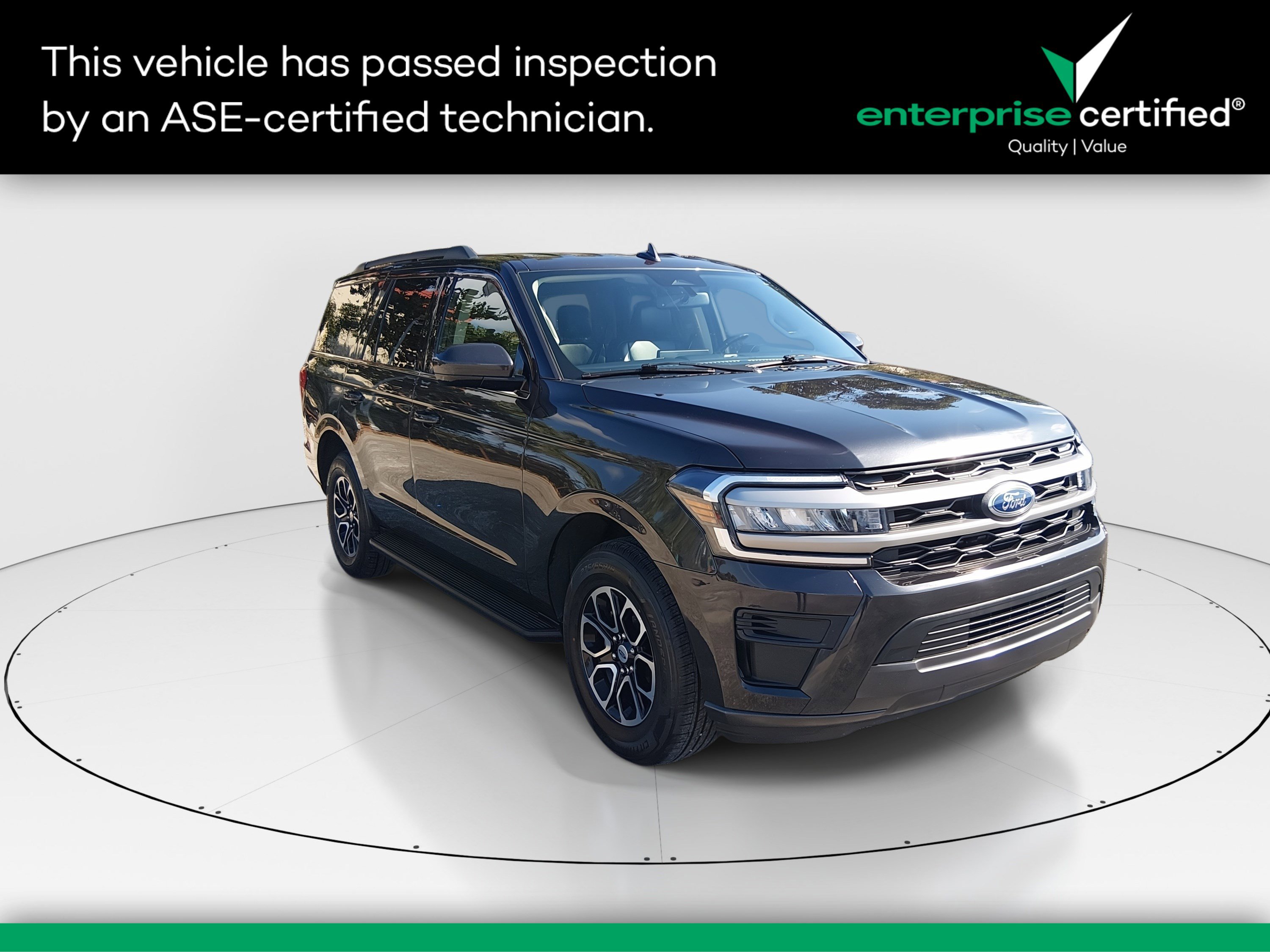 2024 Ford Expedition XLT's photo