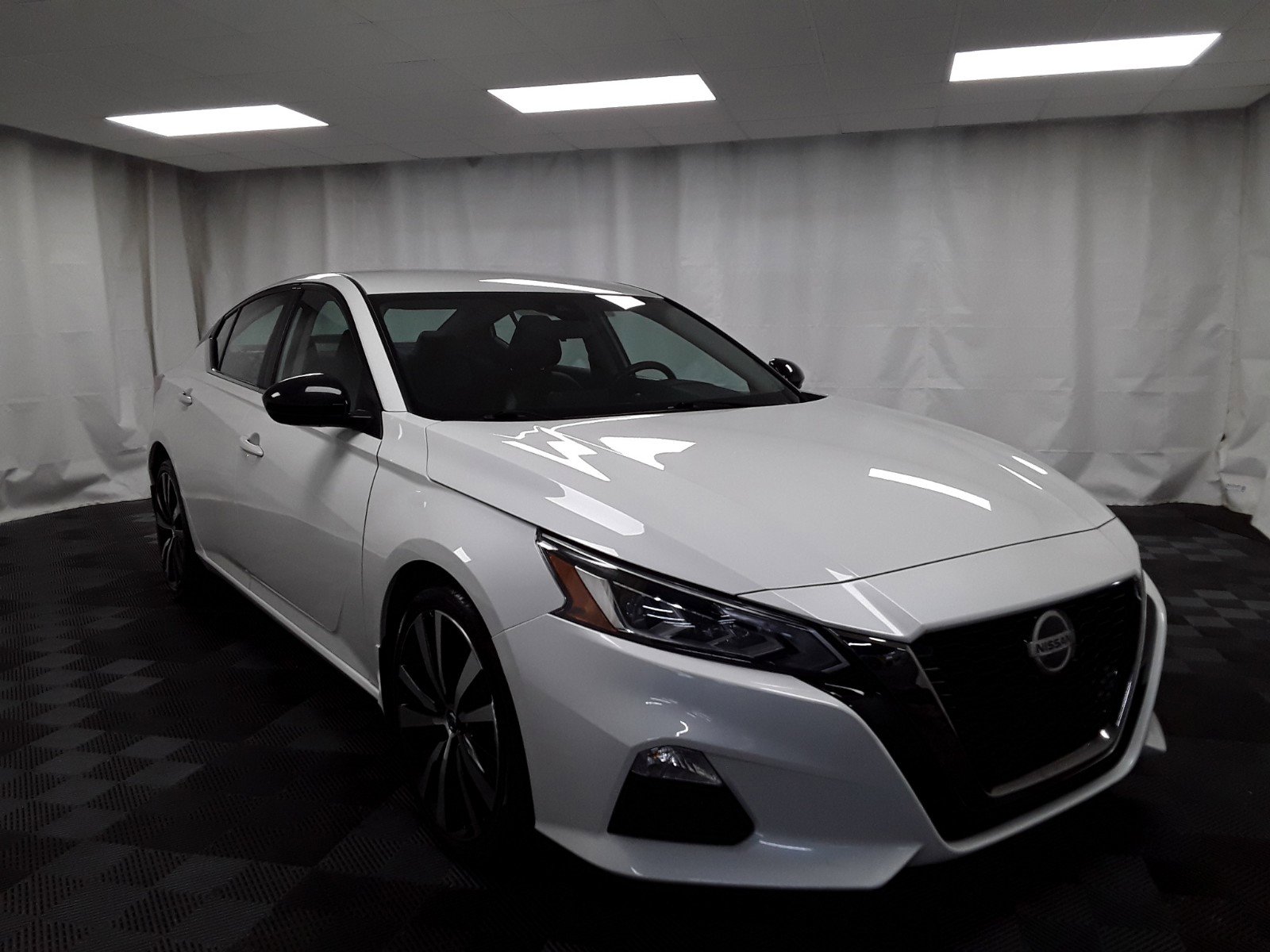 2022 Nissan Altima 2.5 SR AWD Sedan