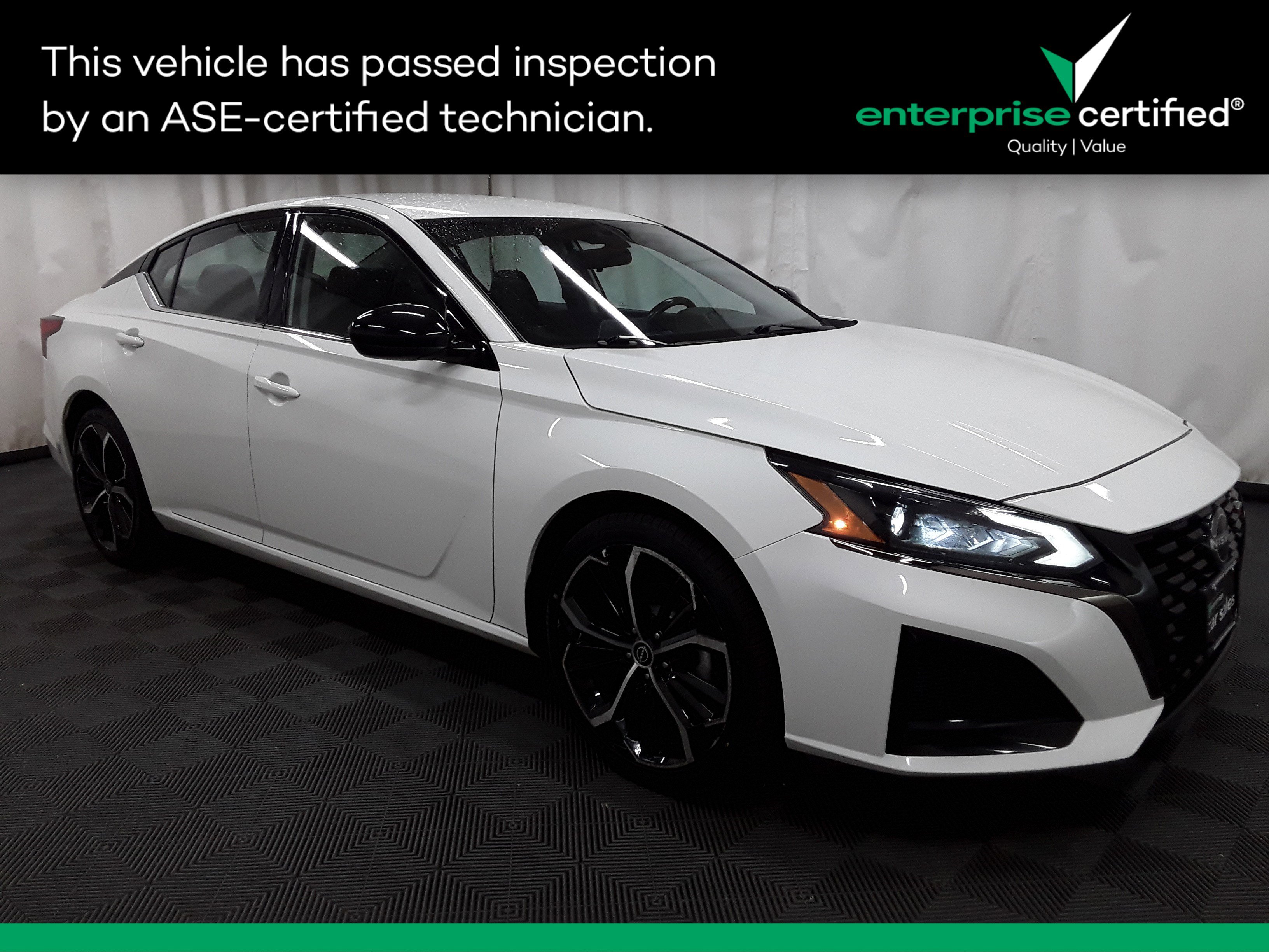 Used 2023 Nissan Altima 2.5 SR Sedan