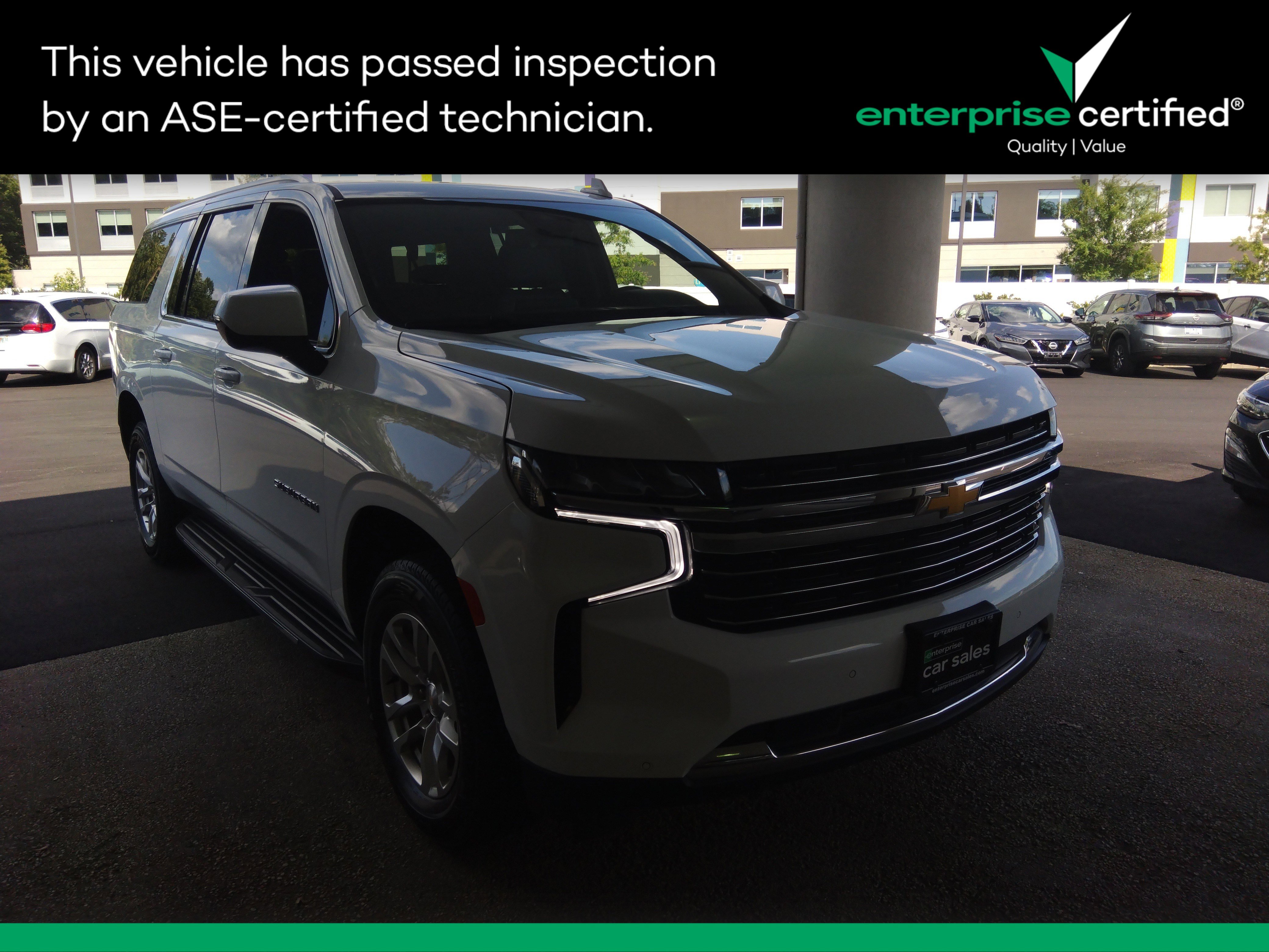 2023 Chevrolet Suburban LT 2WD 4dr