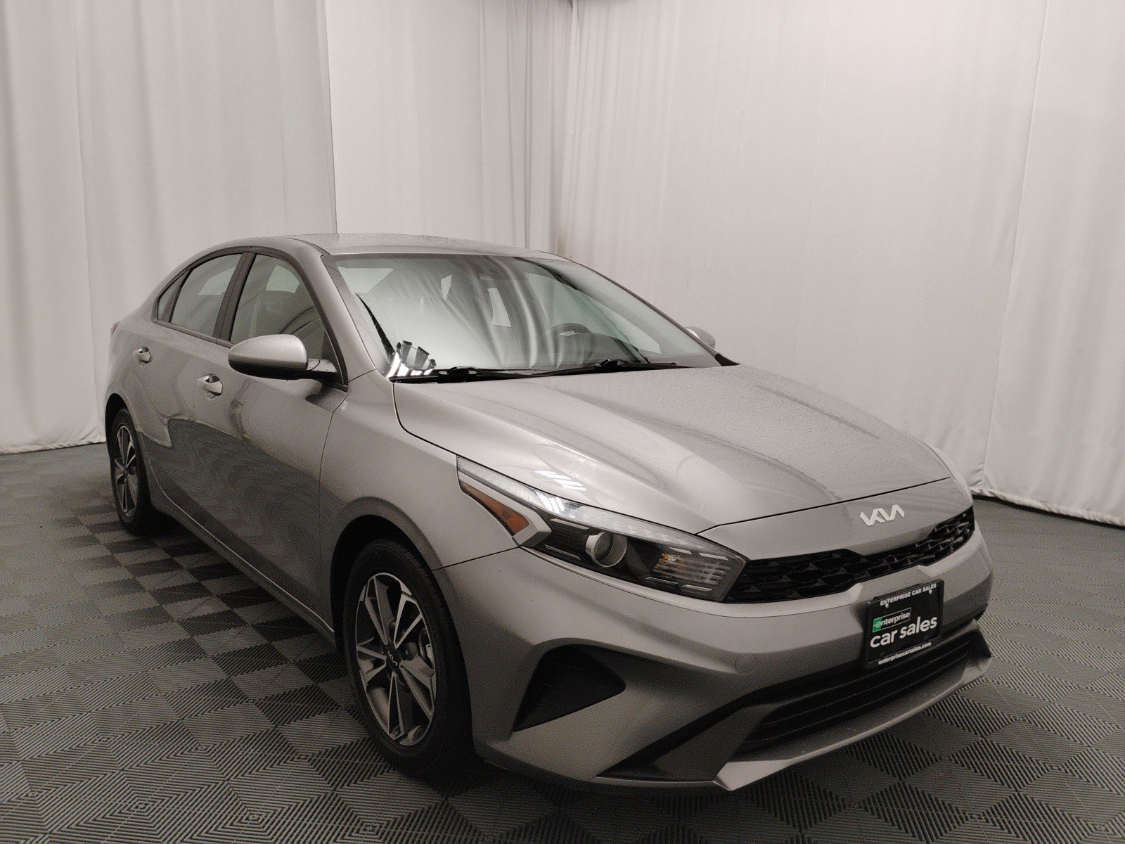 2023 Kia Forte LXS IVT