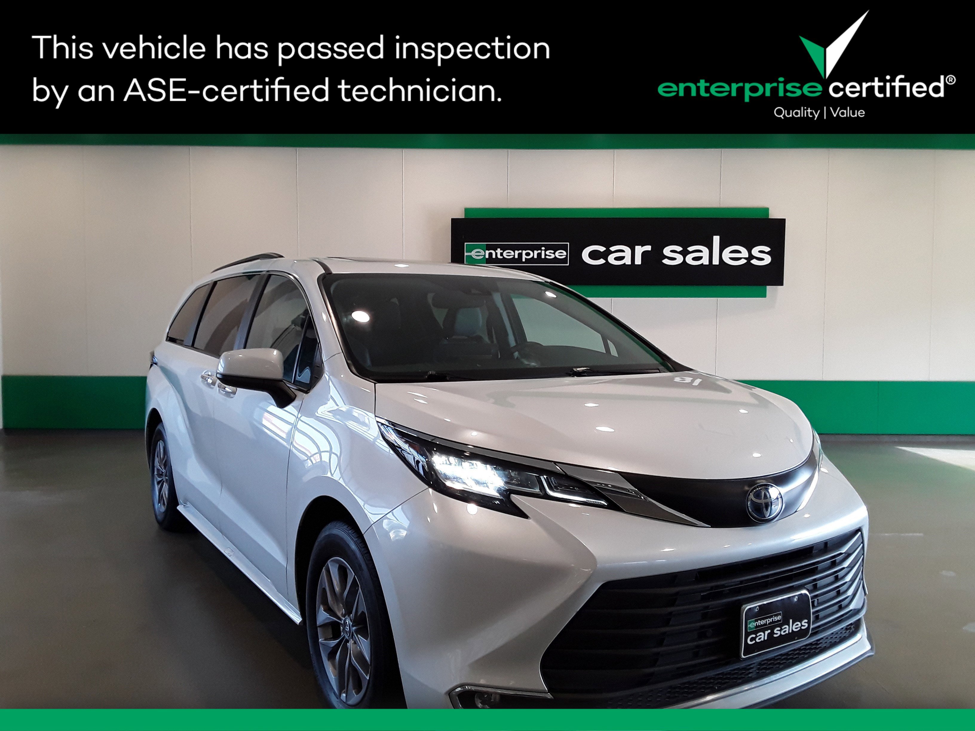 Used 2023 Toyota Sienna XLE FWD 8-Passenger