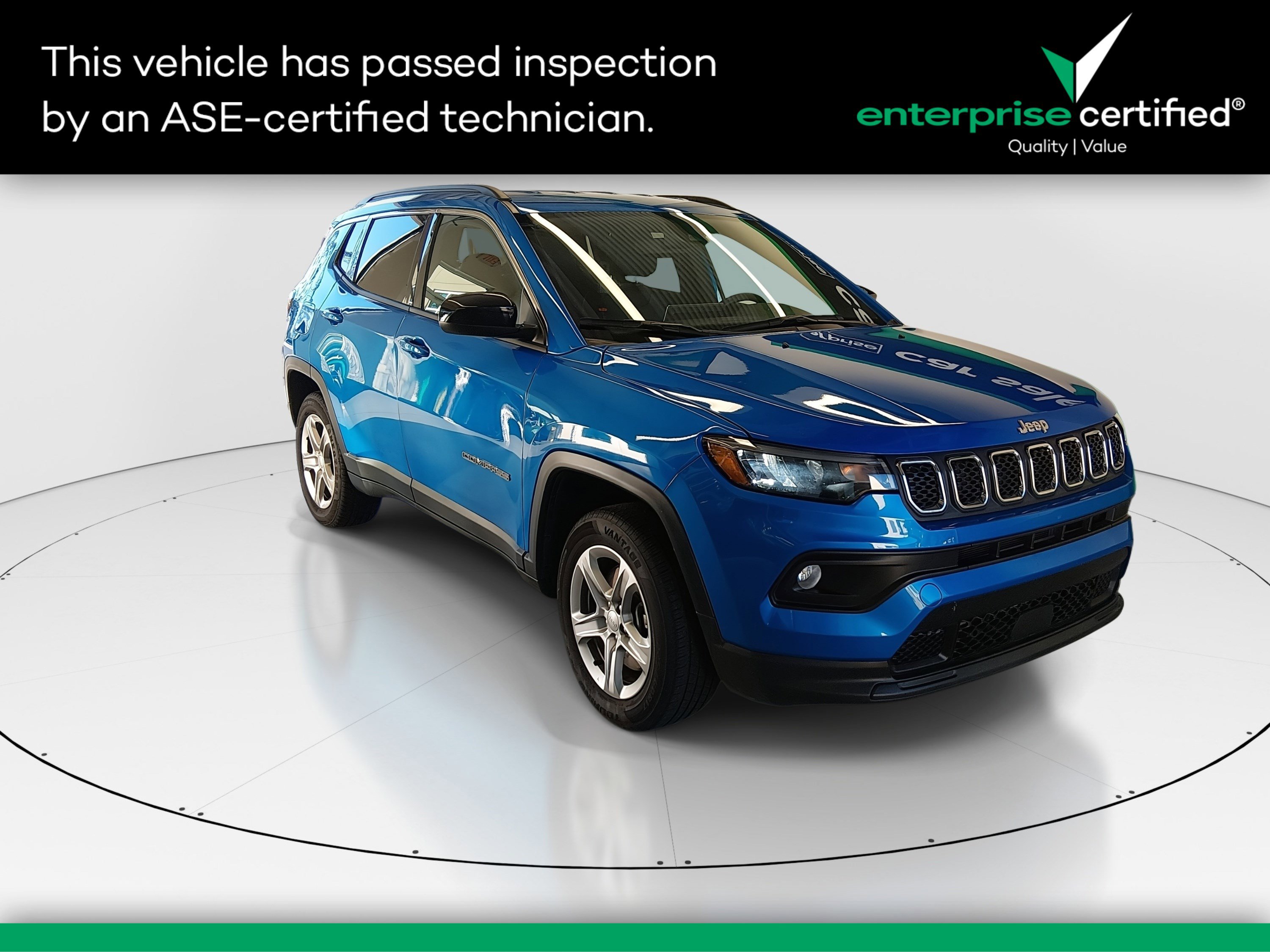 2024 Jeep Compass Latitude's photo