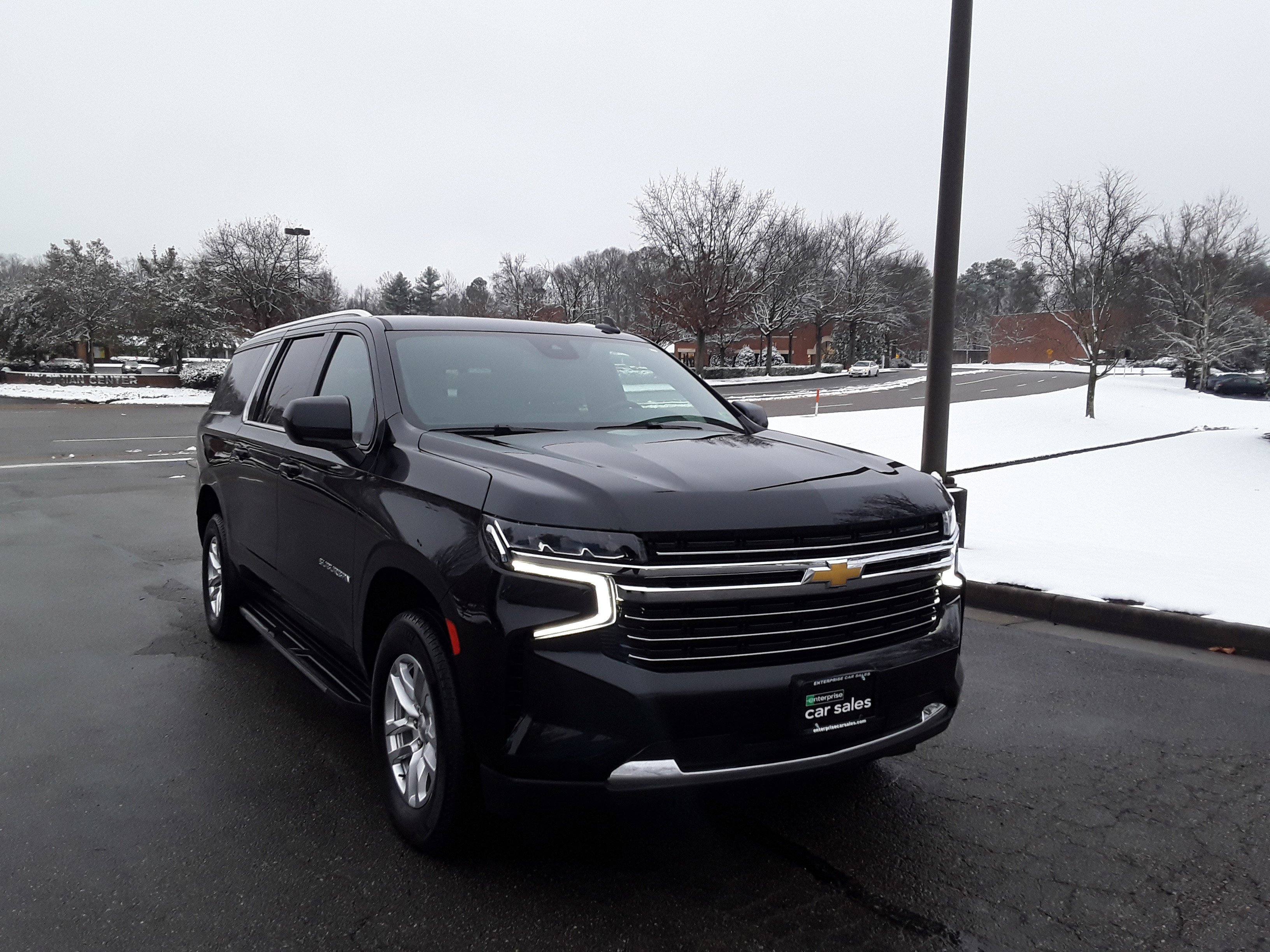 Used 2024 Chevrolet Suburban 4WD 4dr LT