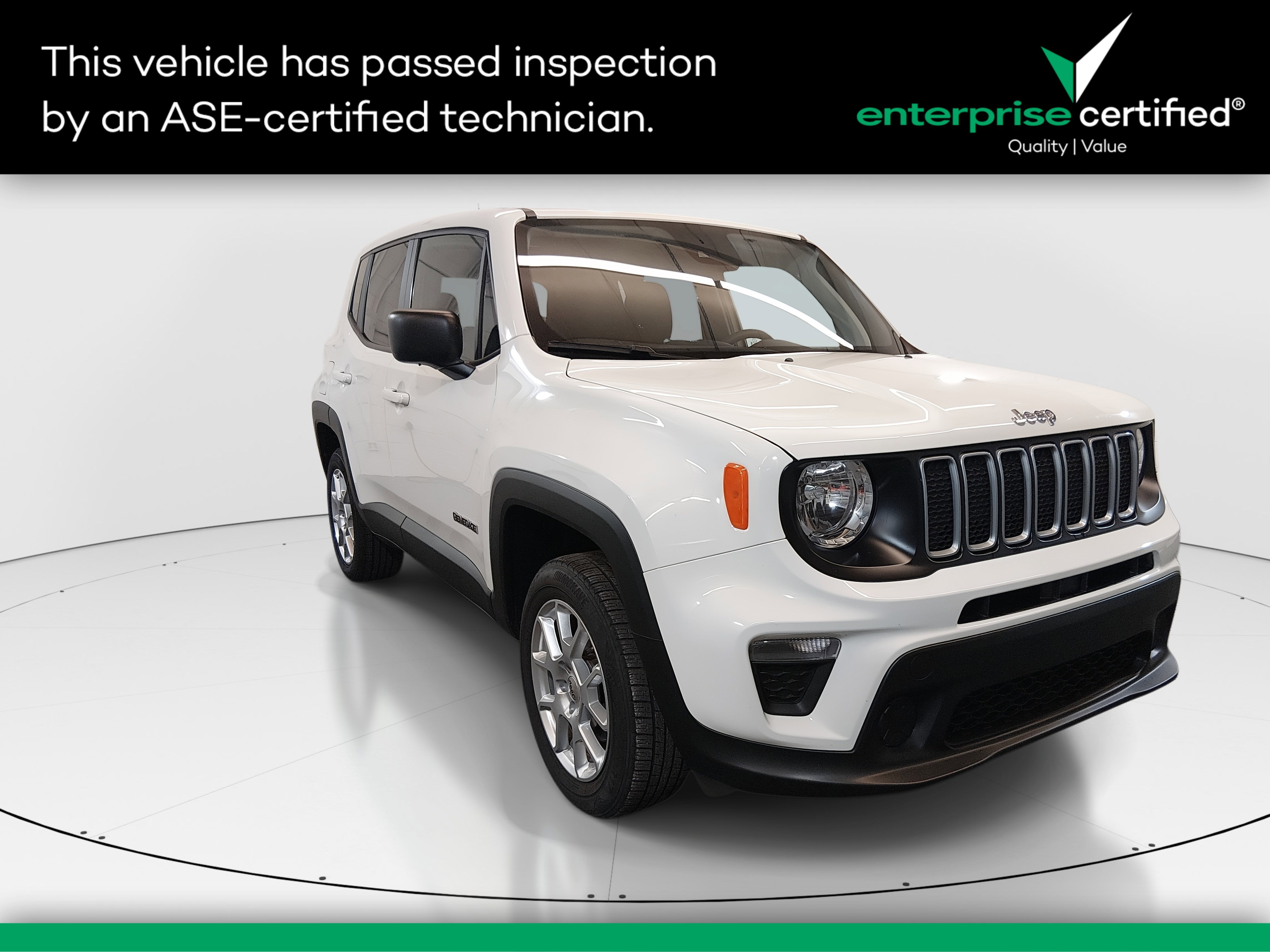 2023 Jeep Renegade Latitude's photo