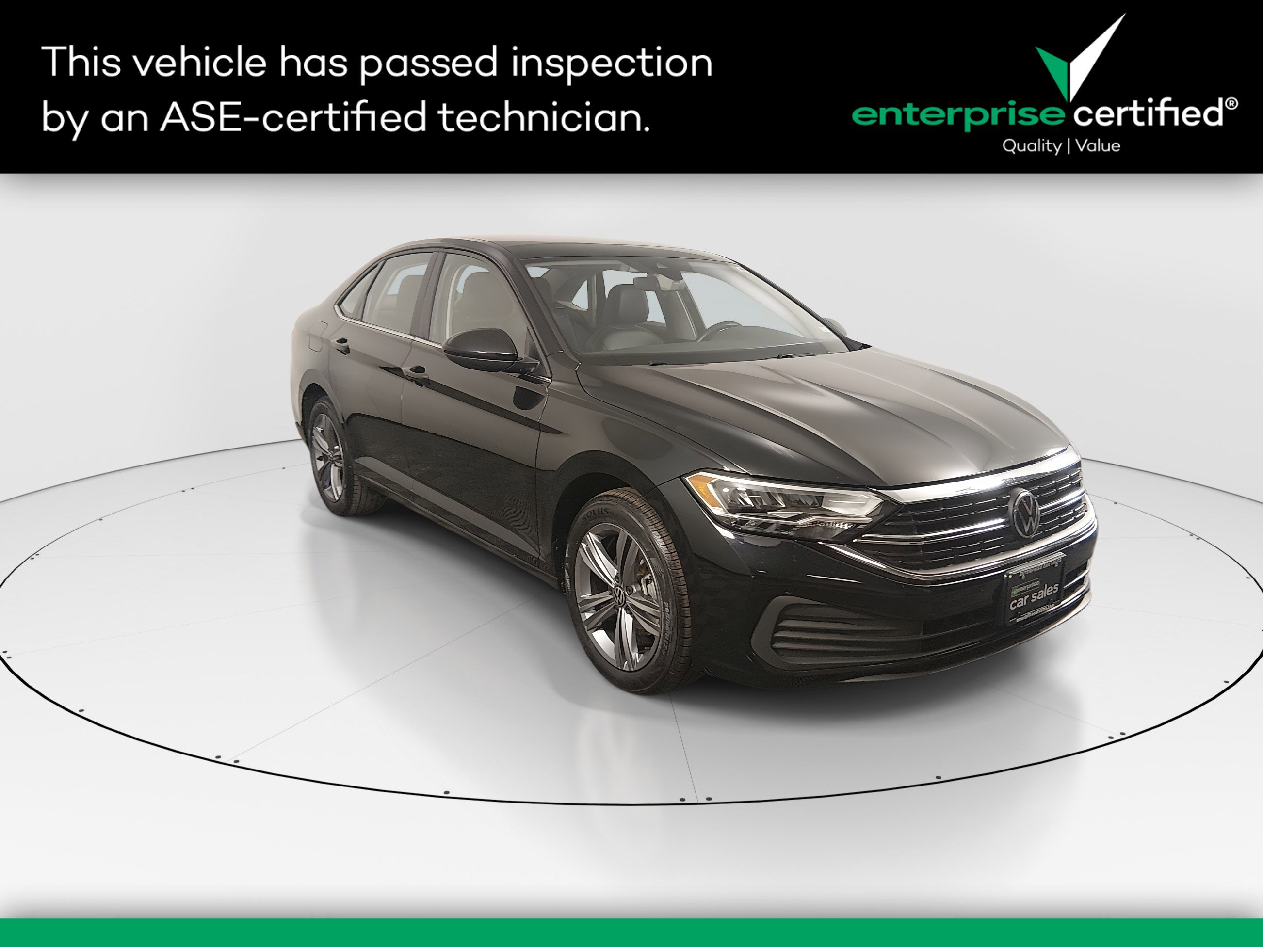 Used 2024 Volkswagen Jetta SE Auto