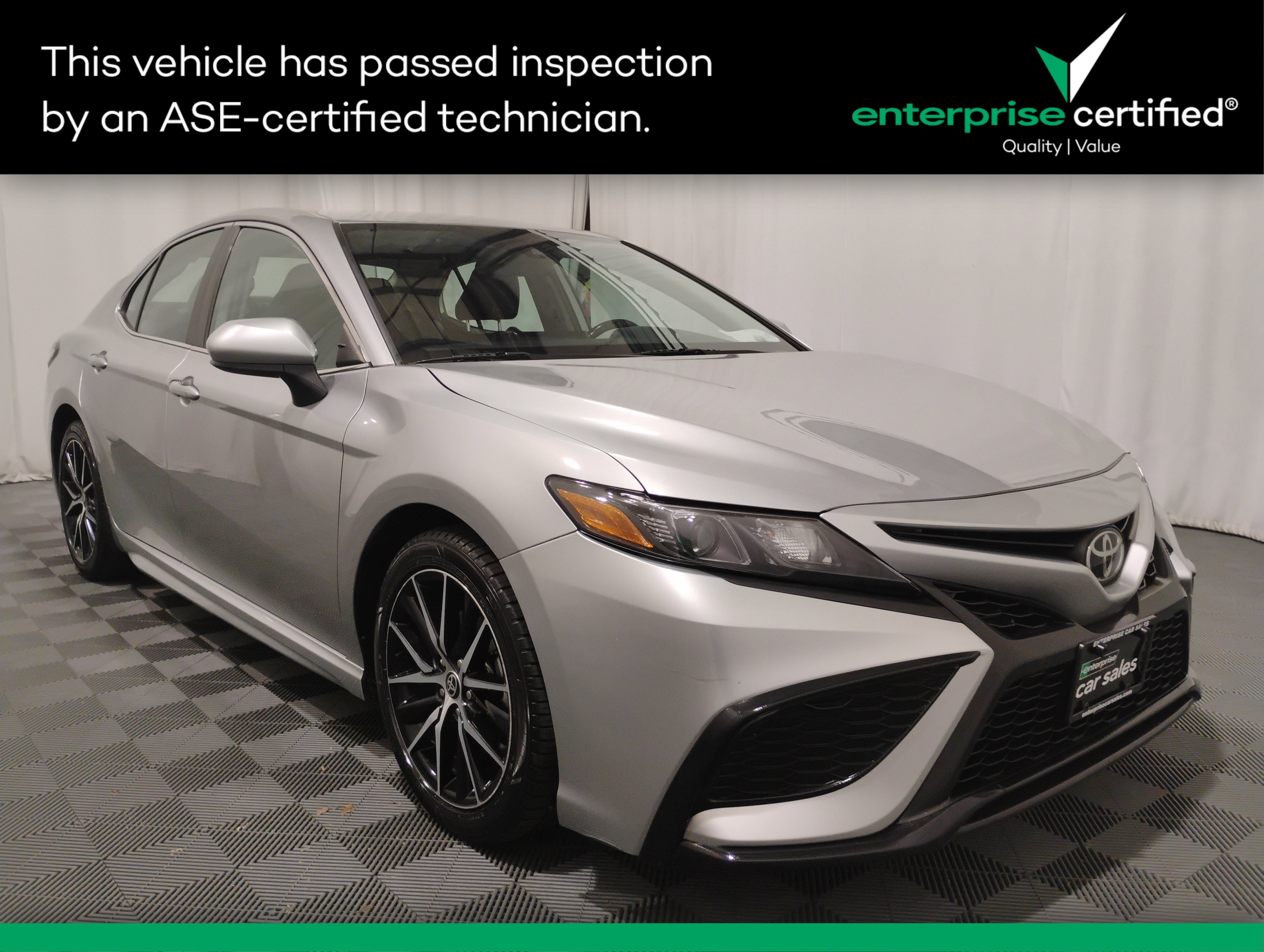2021 Toyota Camry SE Auto