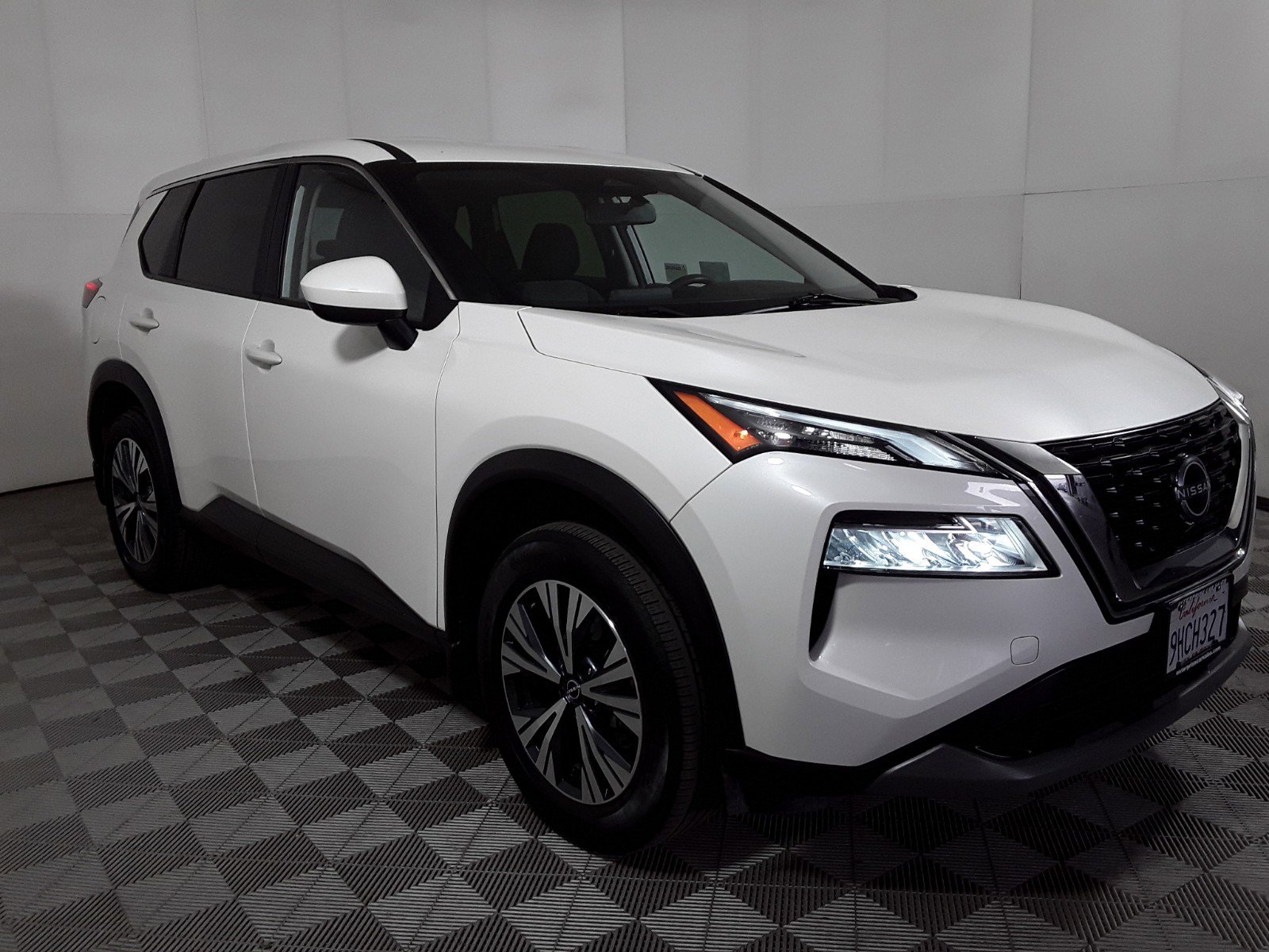 2023 Nissan Rogue FWD SV