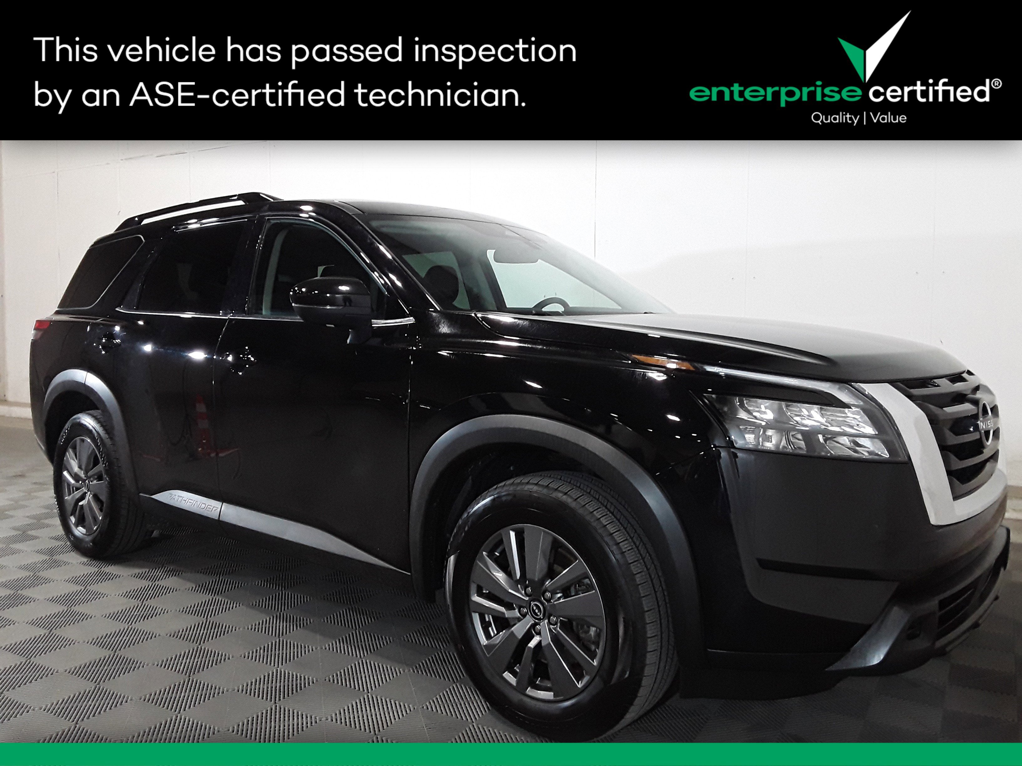 Used 2024 Nissan Pathfinder SV 2WD