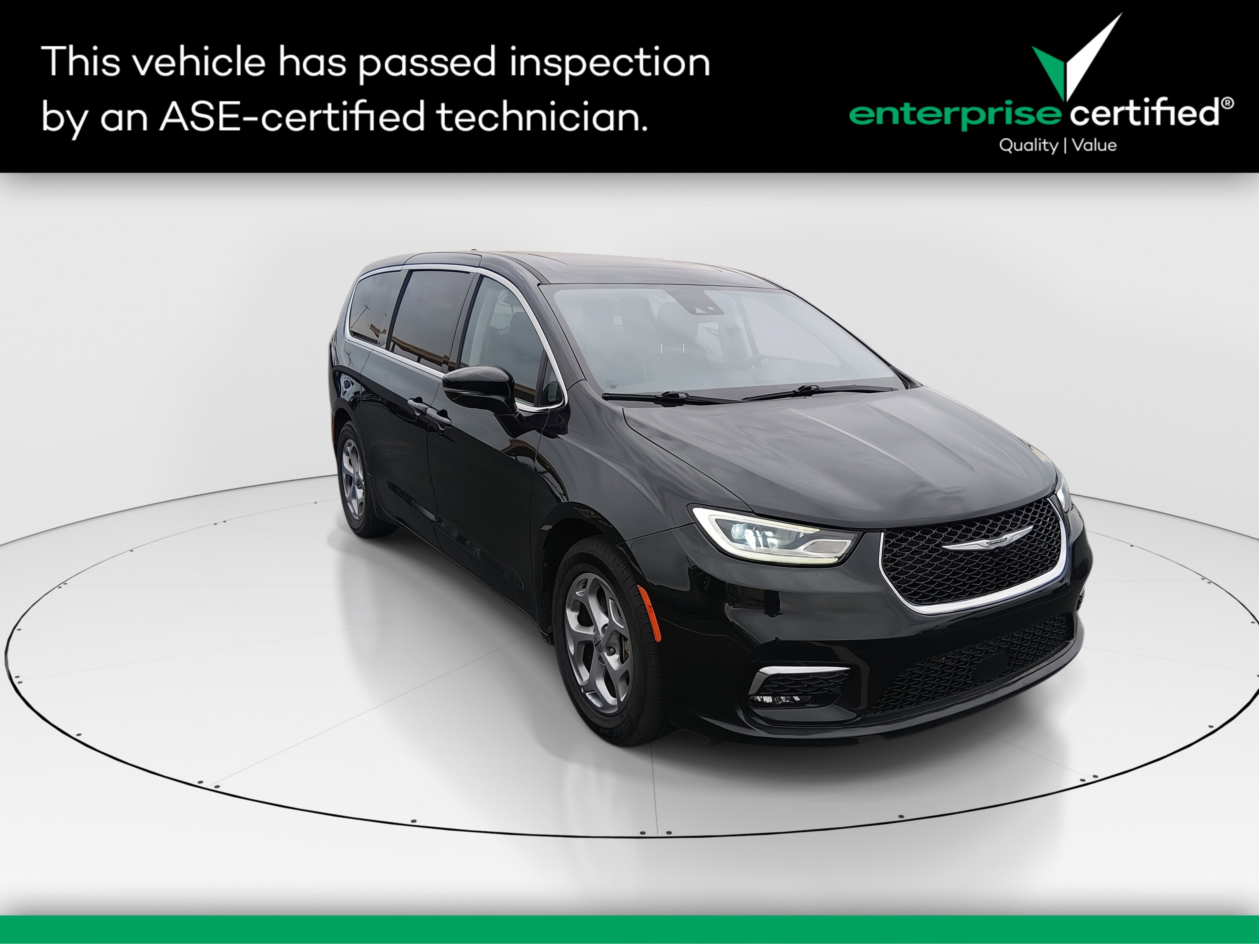 Used 2024 Chrysler Pacifica Limited FWD