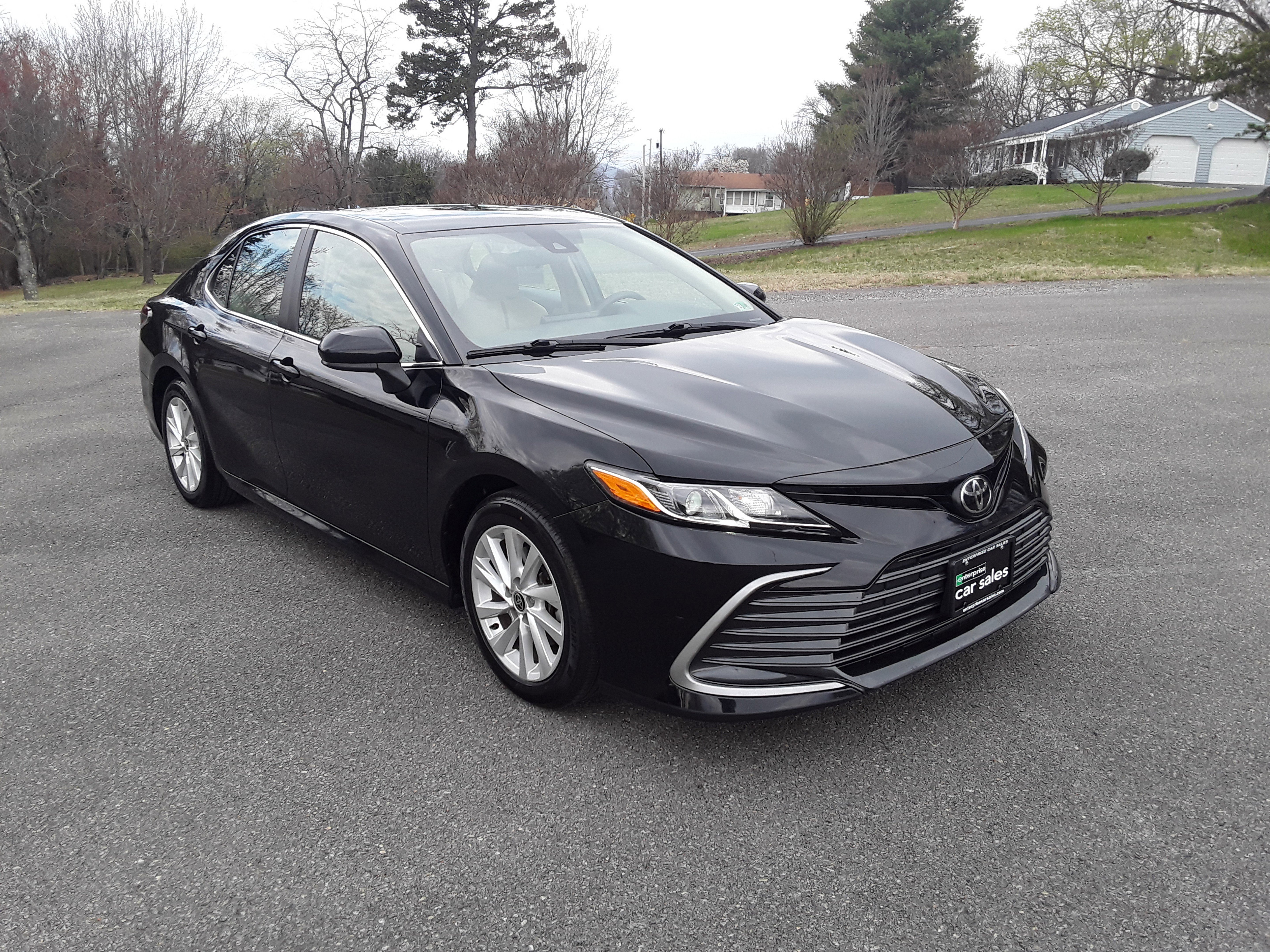 2023 Toyota Camry LE Auto