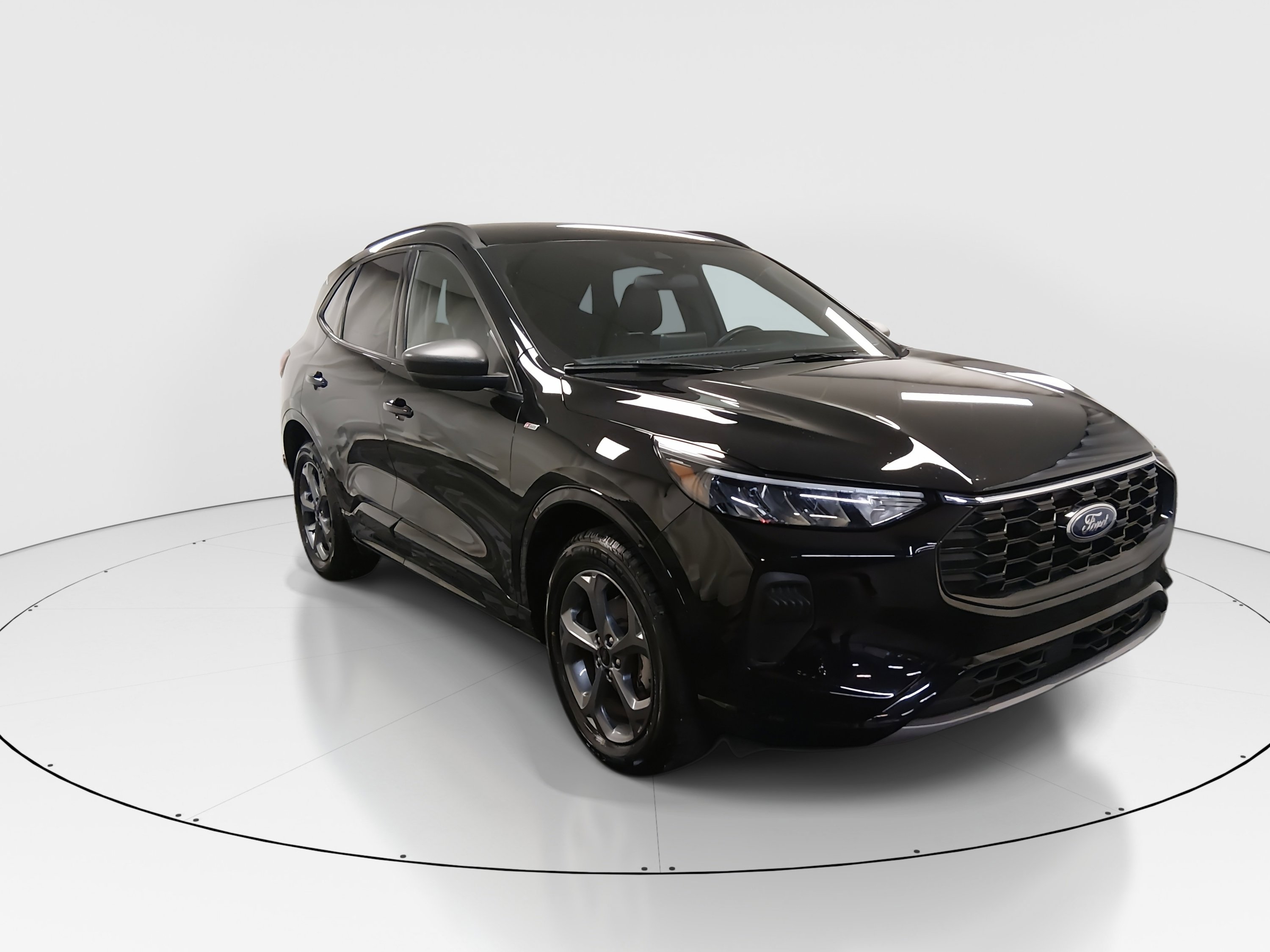 2024 Ford Escape ST-Line's photo