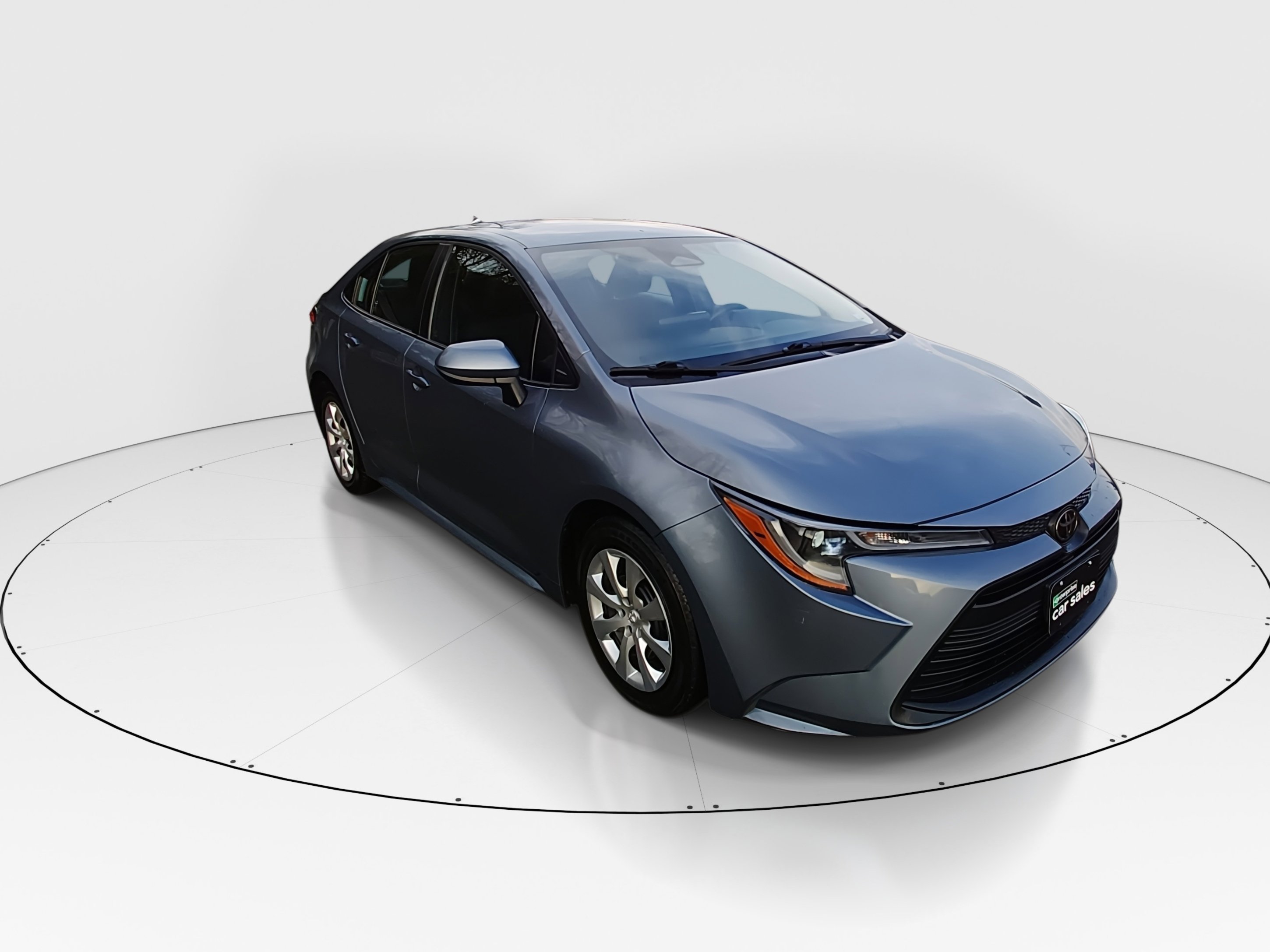 2023 Toyota Corolla LE's photo